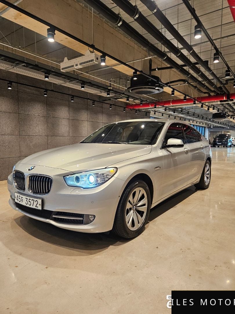 BMW 5 Series GT (F07) 2011 — миниатюра 2