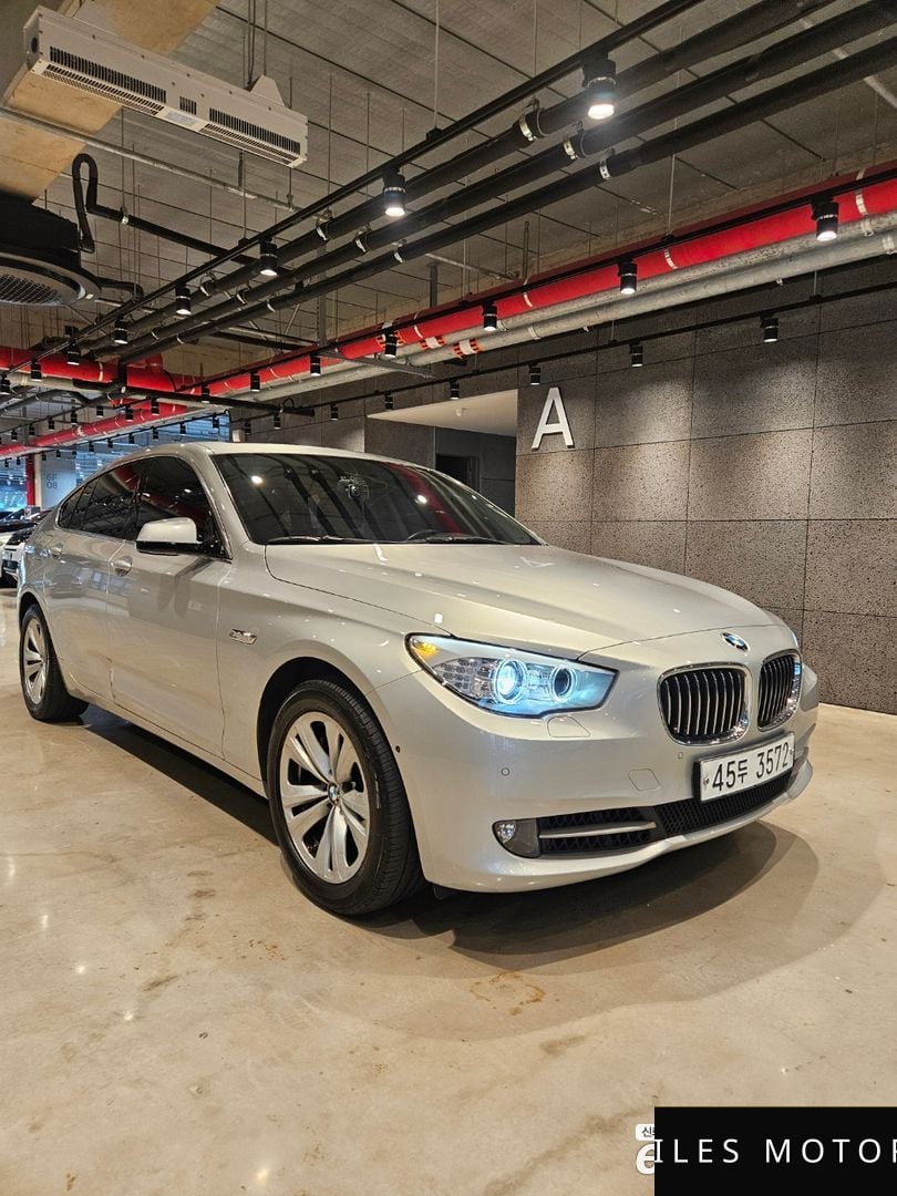 BMW 5 Series GT (F07) 2011 — миниатюра 3