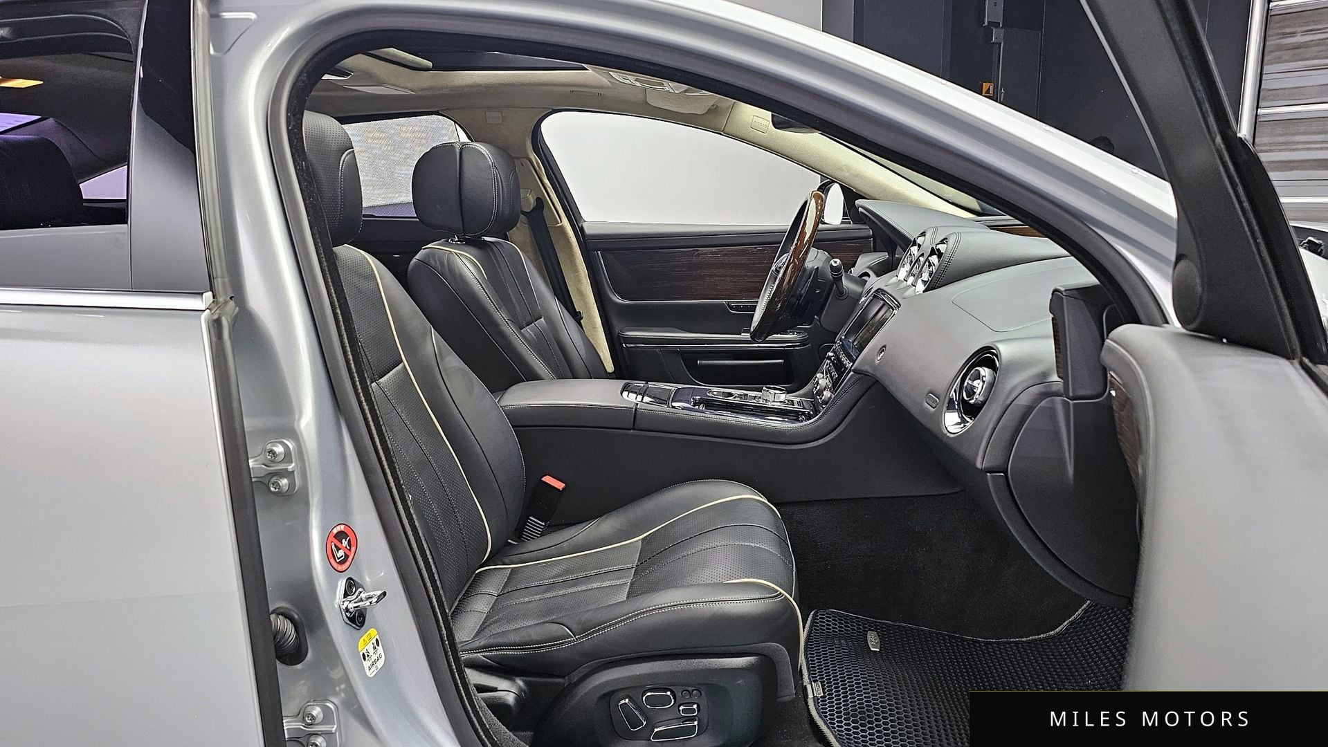 Jaguar All New XJ 2012 — миниатюра 10