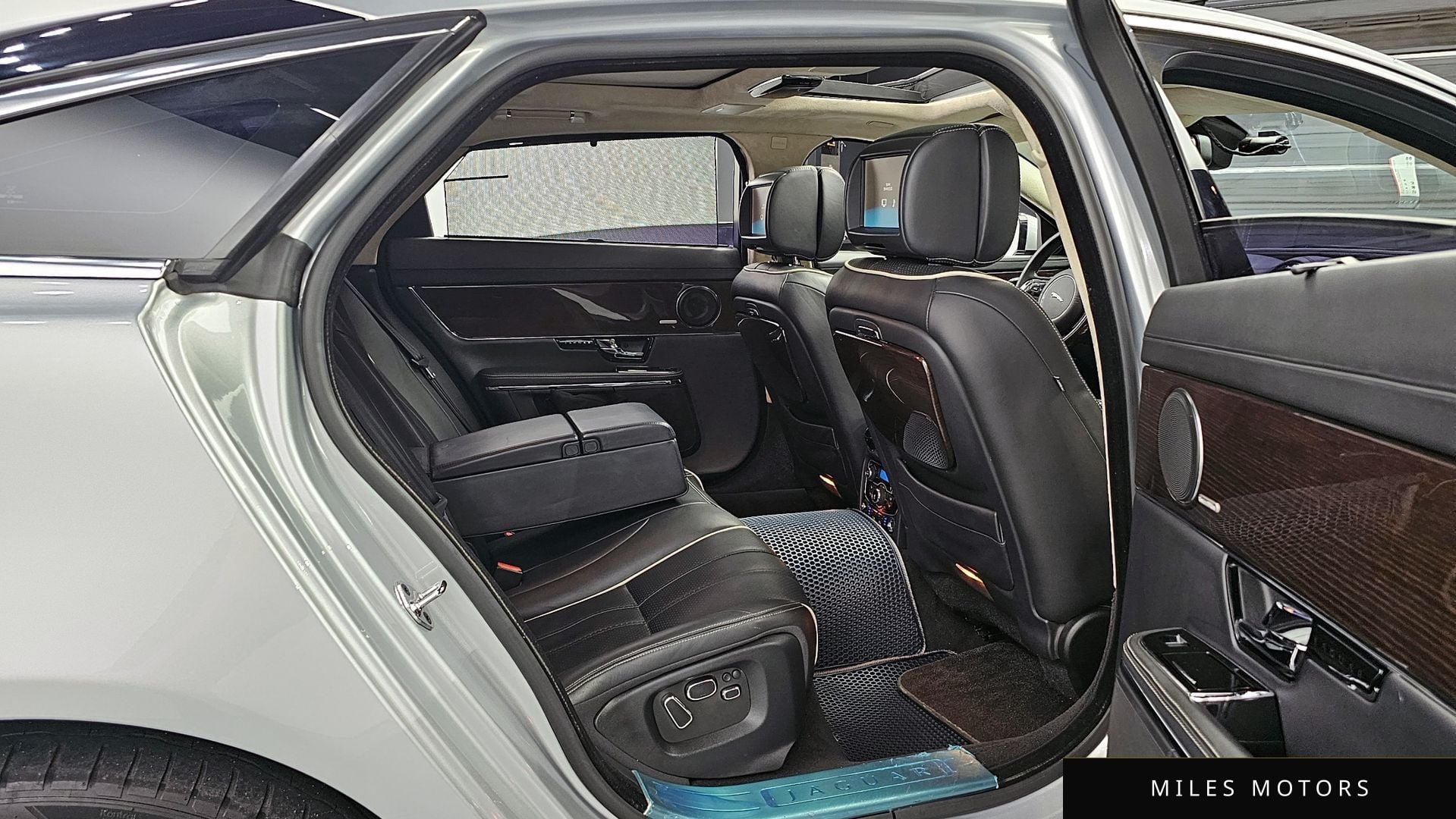 Jaguar All New XJ 2012 — миниатюра 12