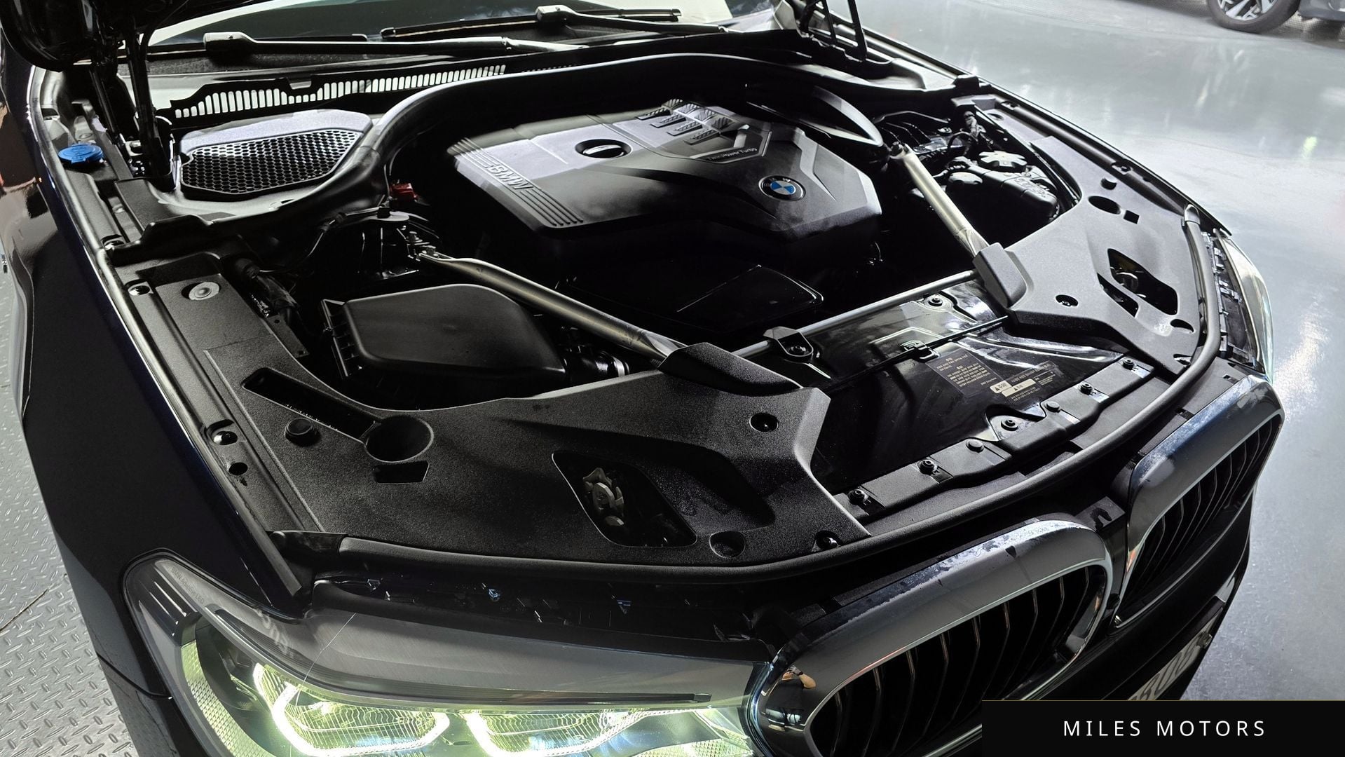 BMW 5 Series (G30) 2020 — миниатюра 6