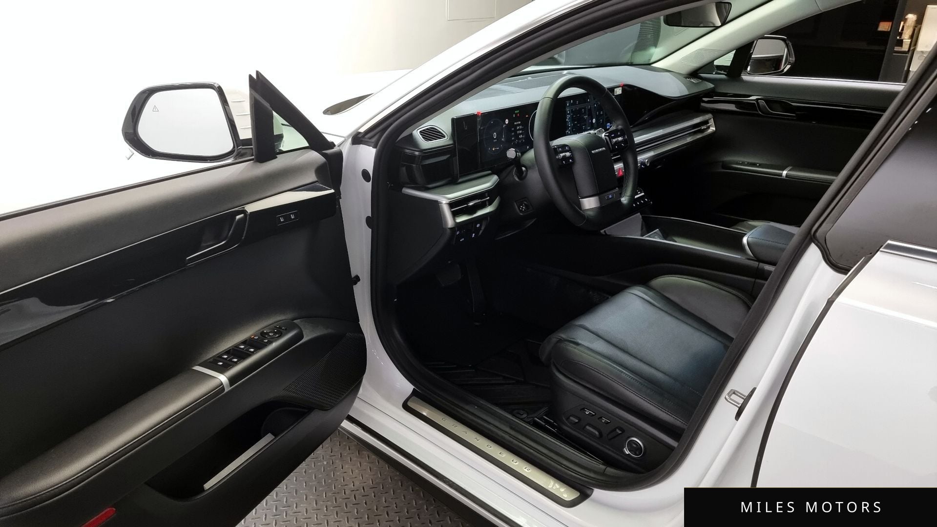 Hyundai Grandeur 2024 — миниатюра 11