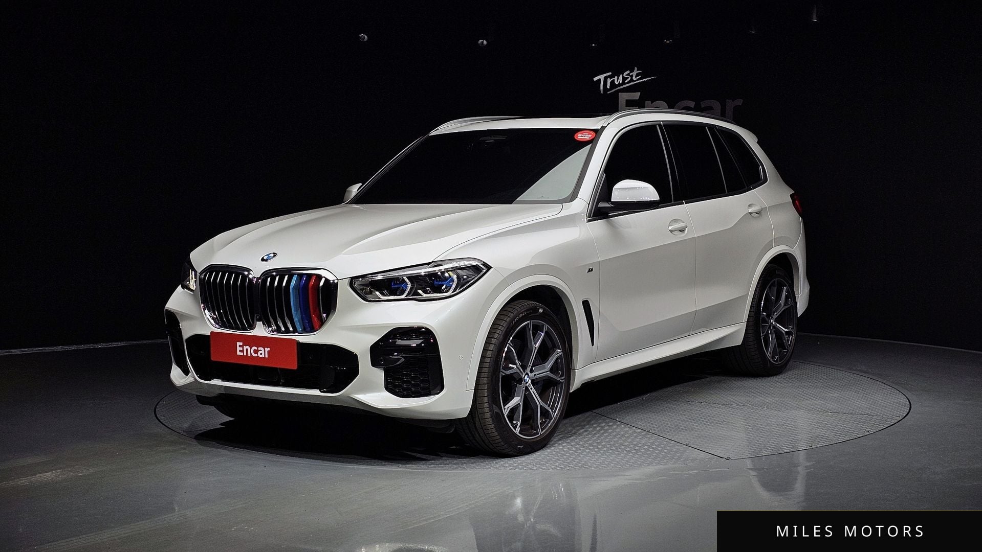BMW X5 (G05) 2023 — фото 1 из 12