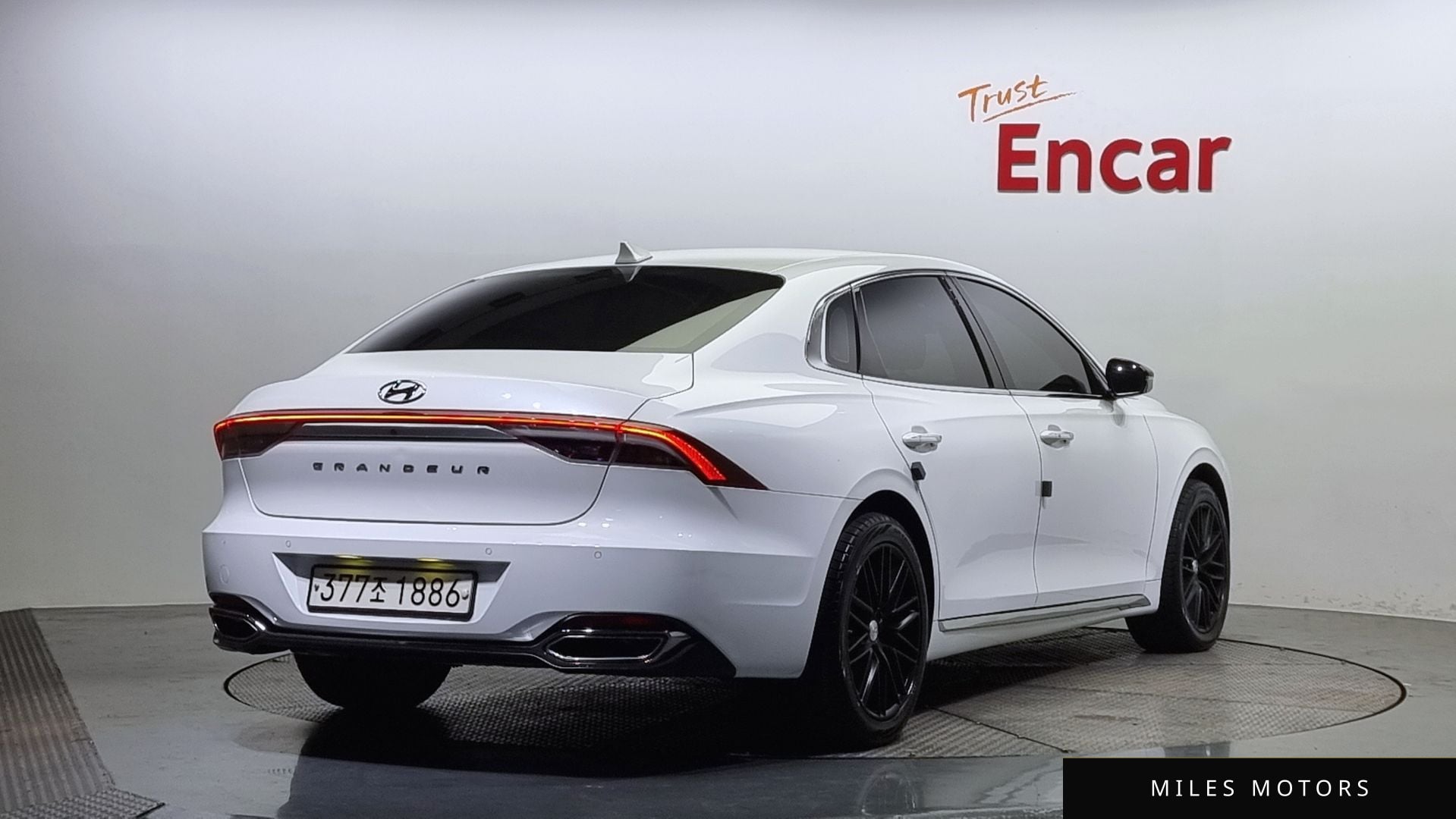 Hyundai Grandeur 2021 — миниатюра 2