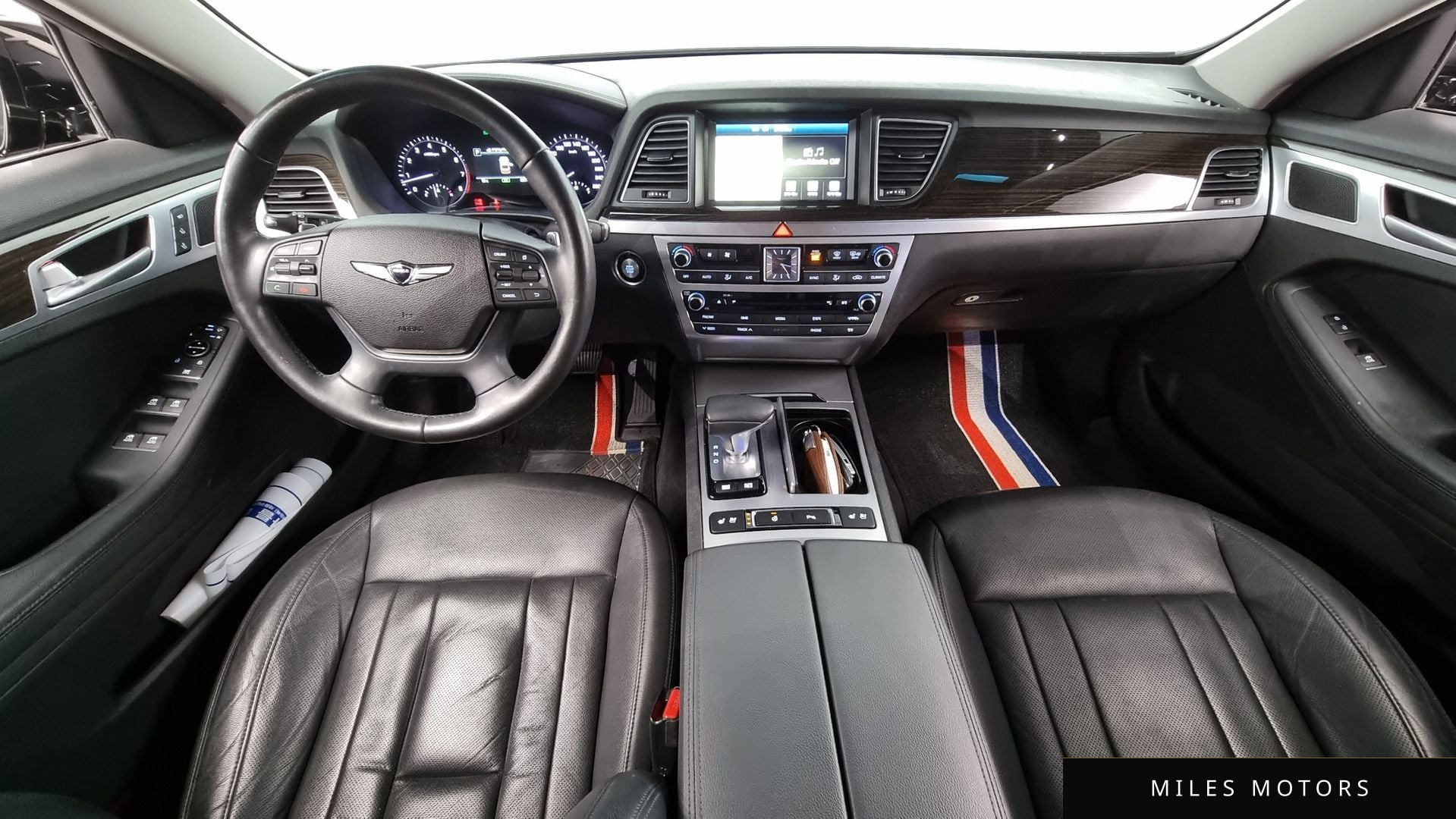Genesis G80 2017 — миниатюра 7