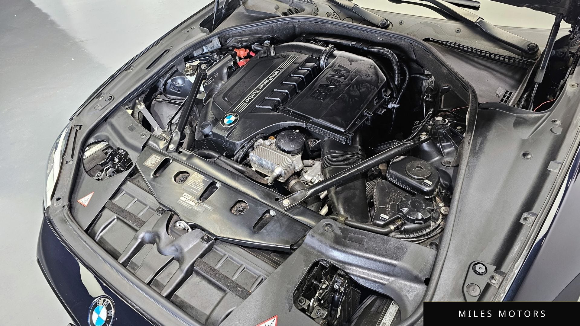 BMW 6 Series (F12) 2013 — миниатюра 6