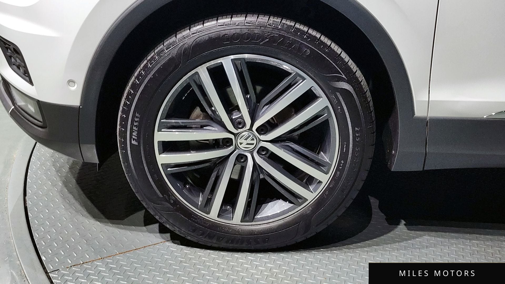Volkswagen Tiguan 2020 — миниатюра 5