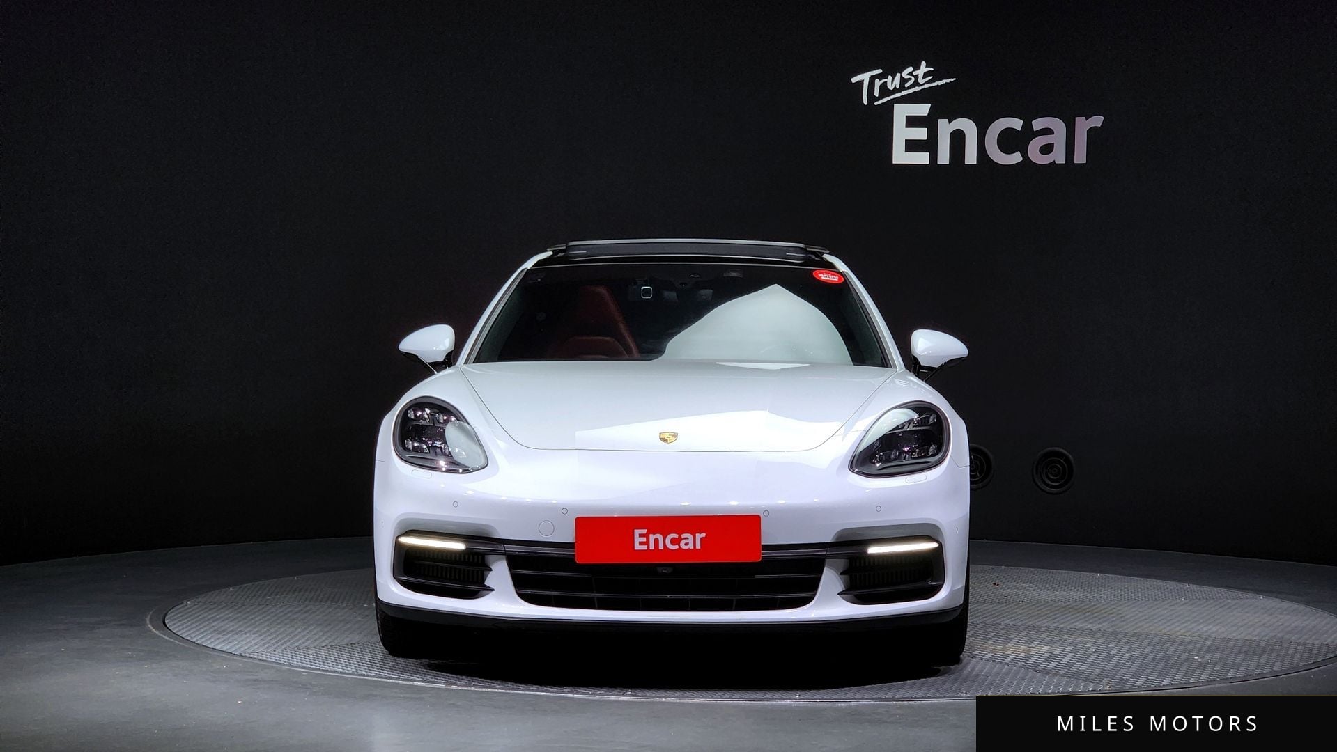 Porsche Panamera 2020 — миниатюра 3