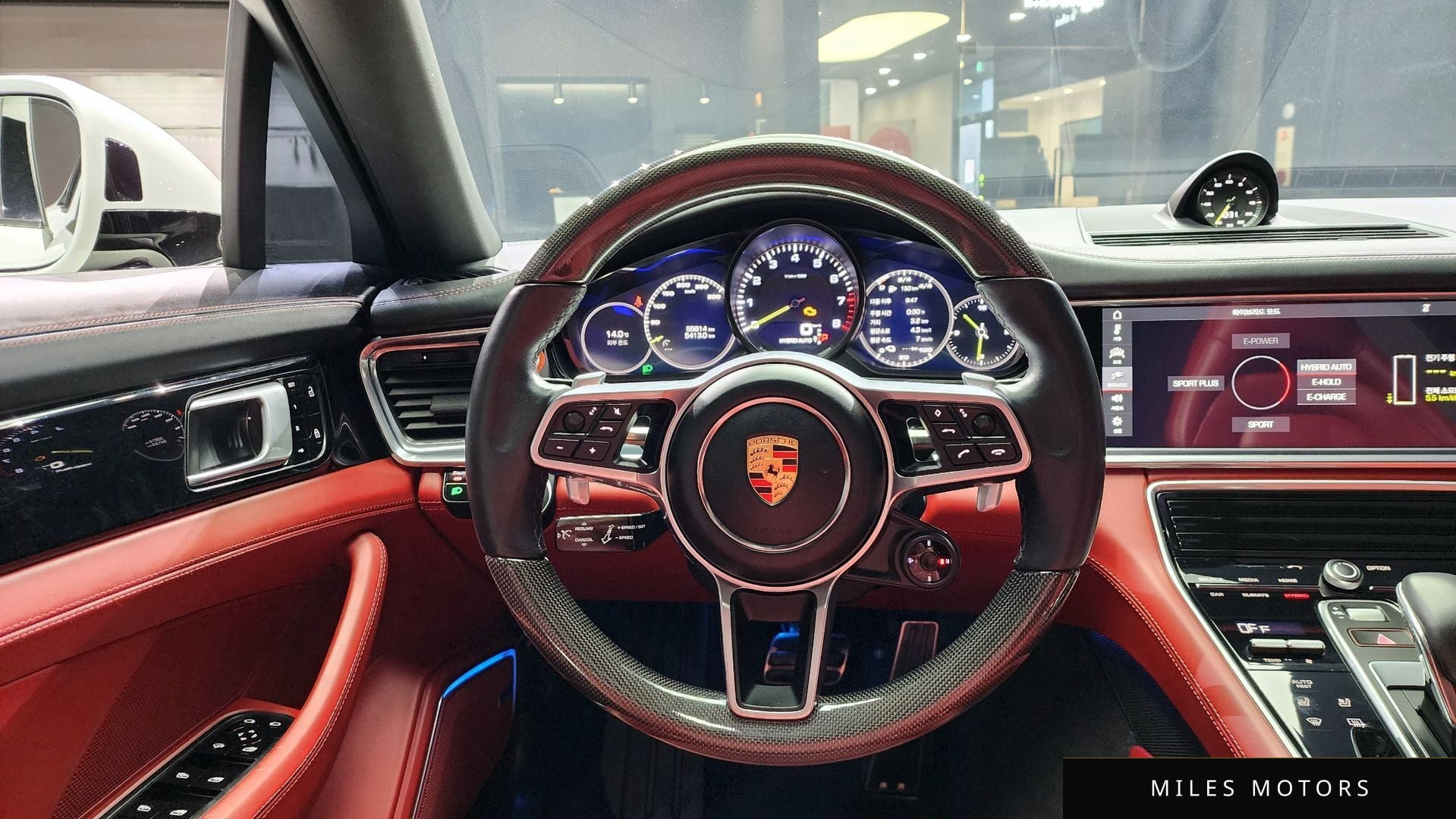 Porsche Panamera 2020 — миниатюра 14