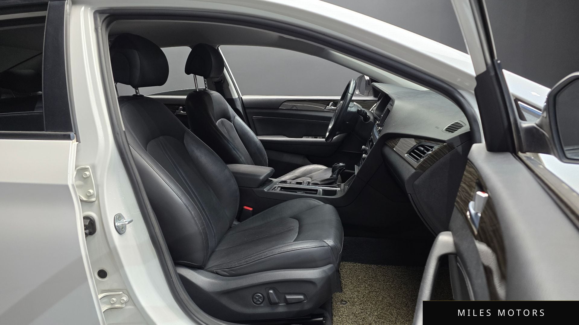 Hyundai Sonata 2015 — миниатюра 10