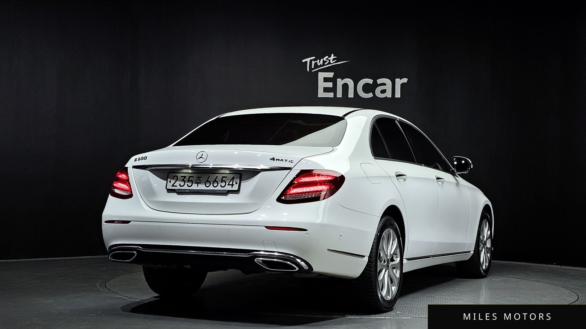Mercedes-Benz E-Class W213 2020 — миниатюра 2