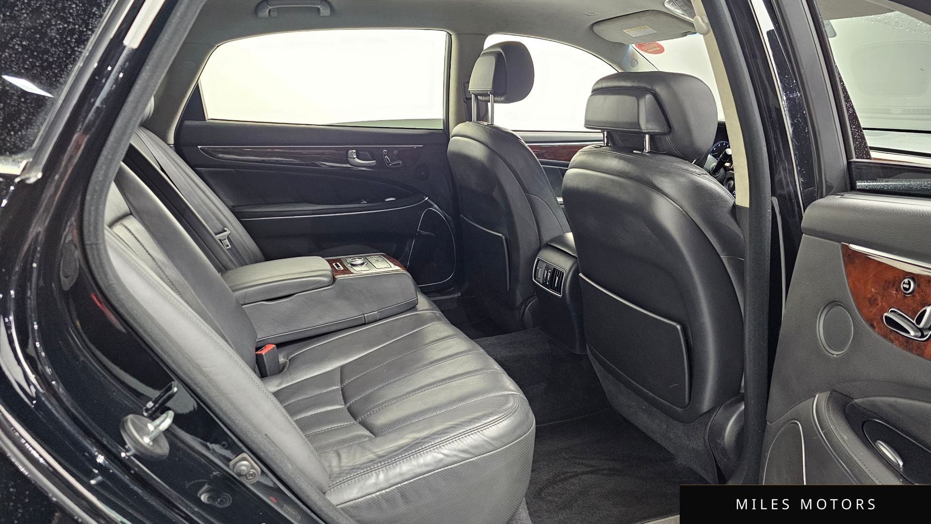 Hyundai Equus 2012 — миниатюра 12