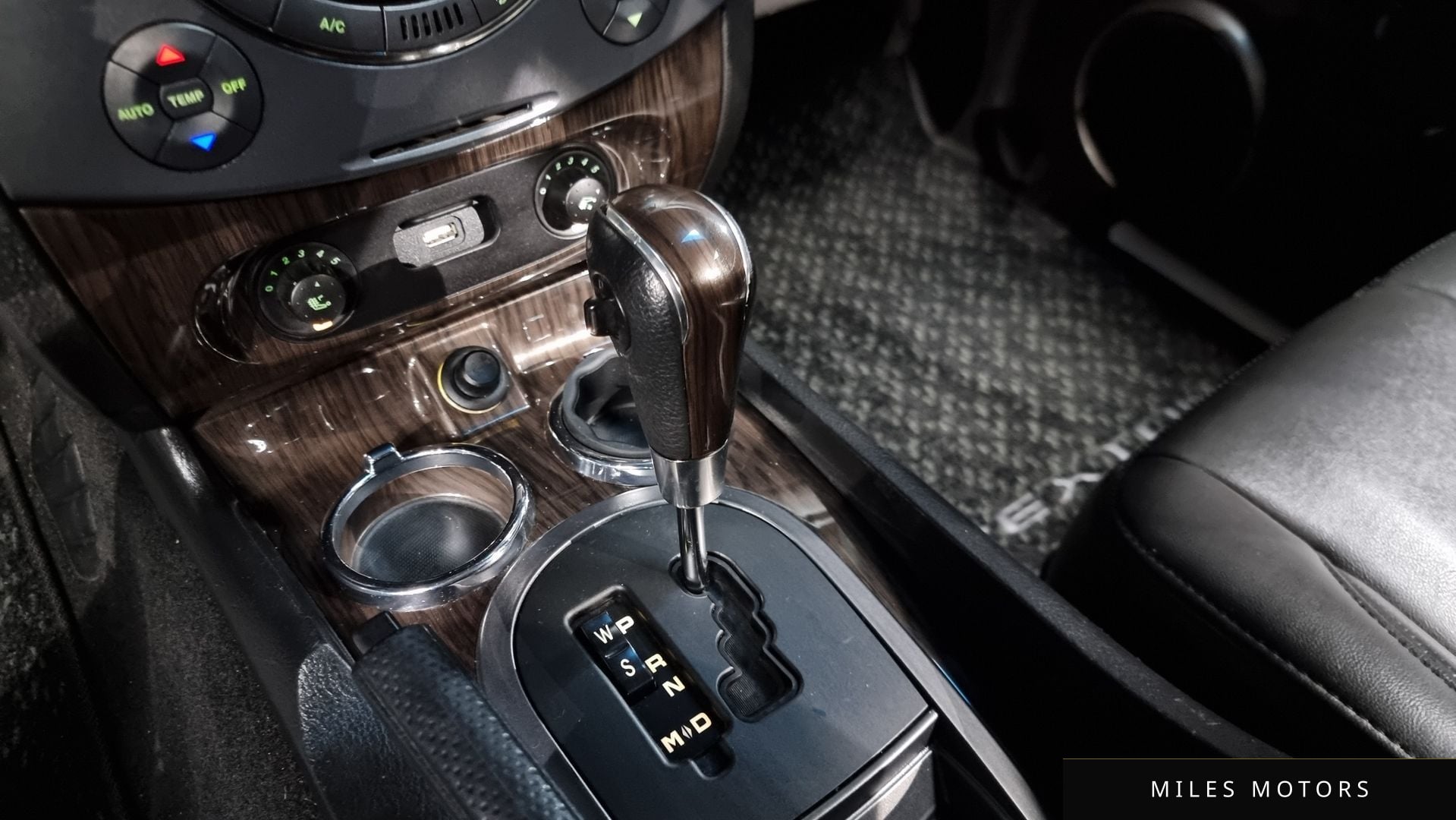 KG Mobility Rexton 2012 — миниатюра 9