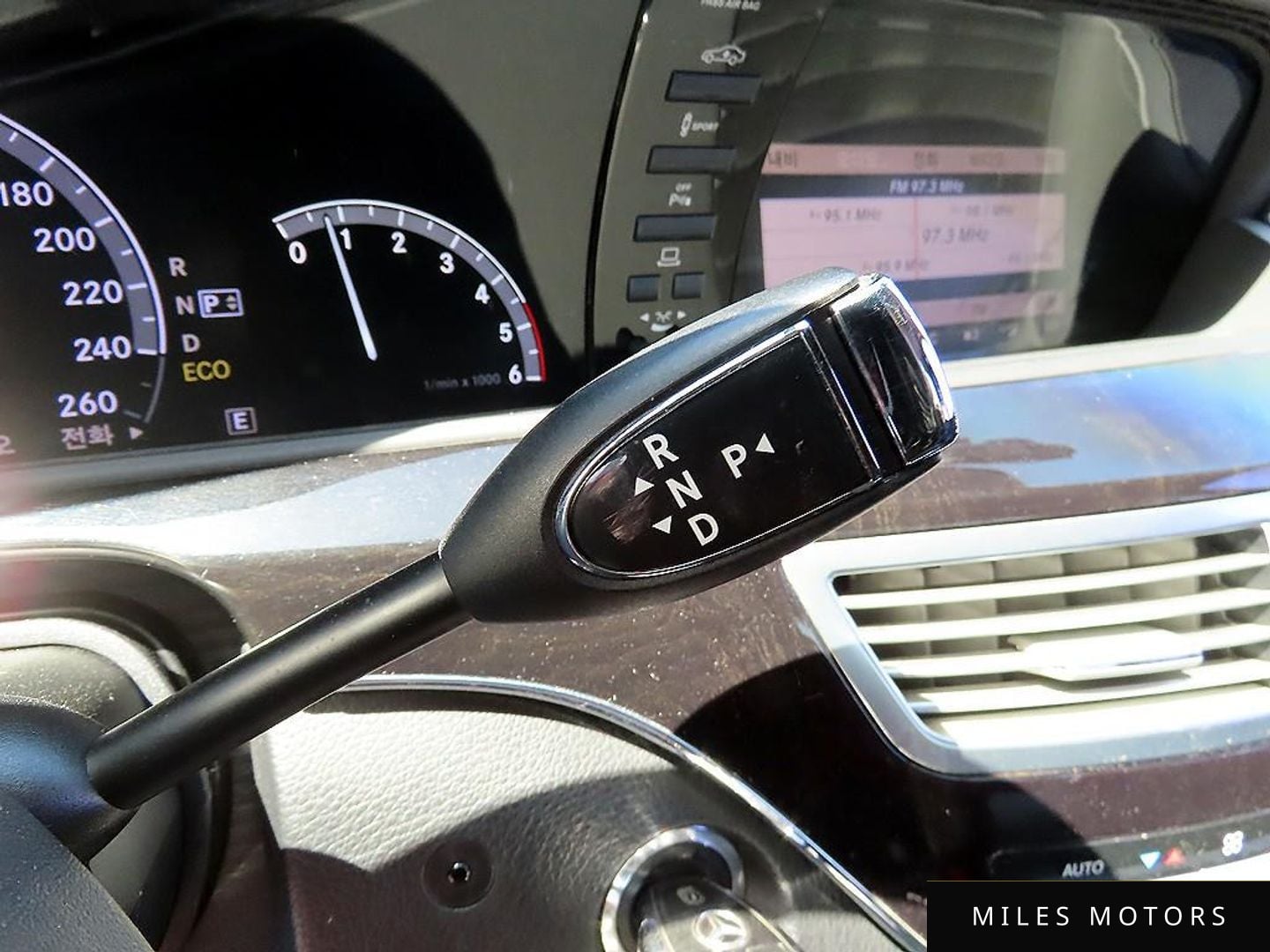 Mercedes-Benz S-Class W221 2013 — миниатюра 9