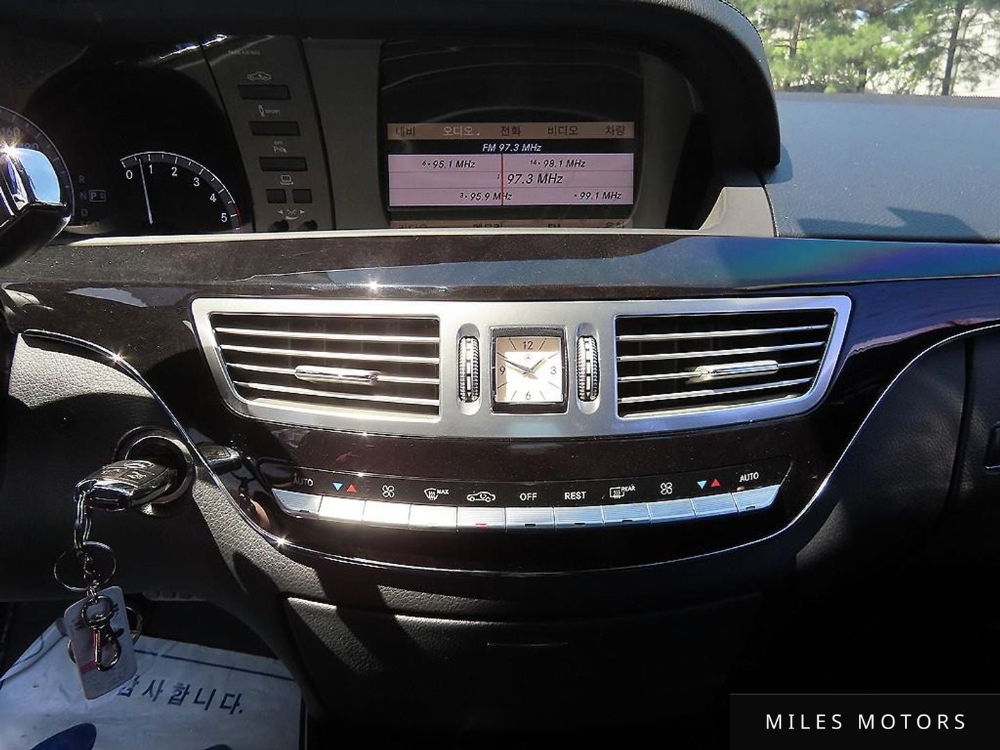 Mercedes-Benz S-Class W221 2013 — миниатюра 12