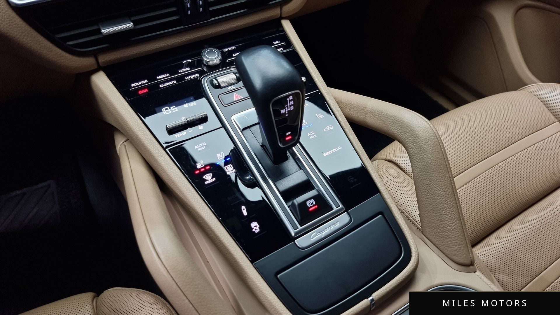 Porsche Cayenne 2020 — миниатюра 9