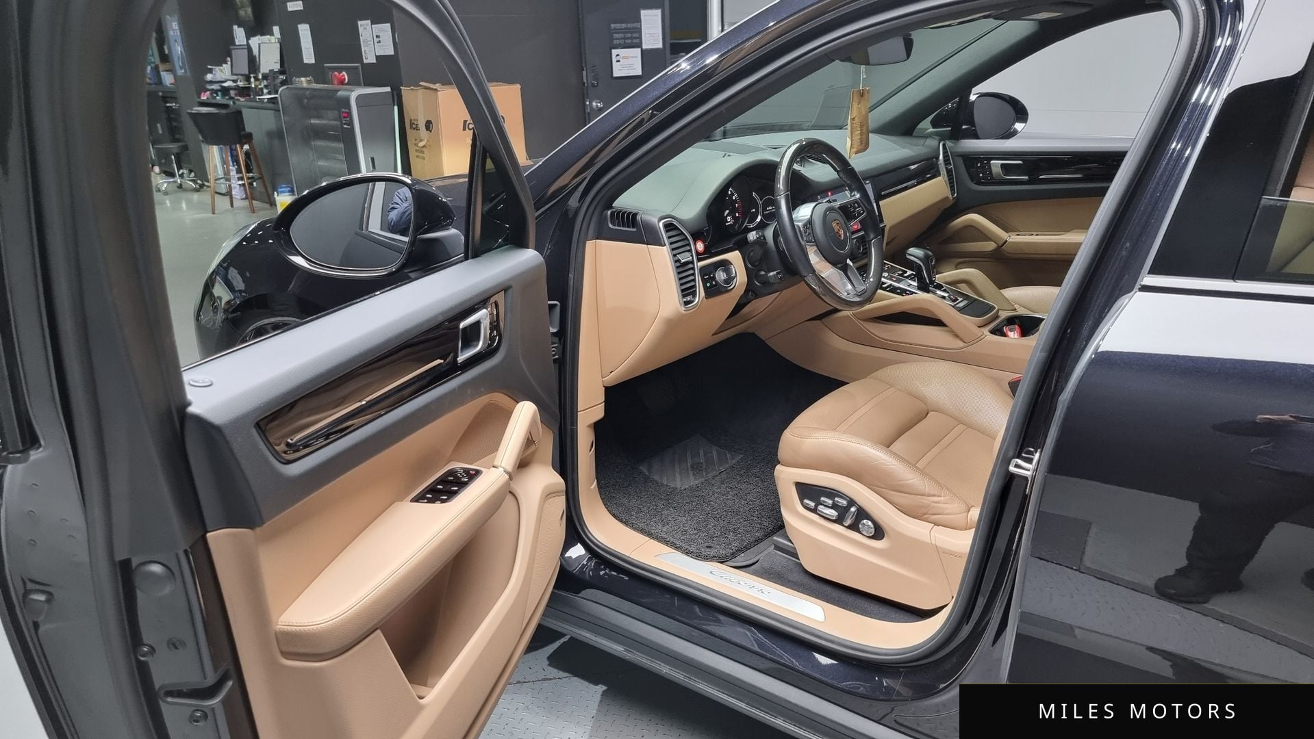 Porsche Cayenne 2020 — миниатюра 11