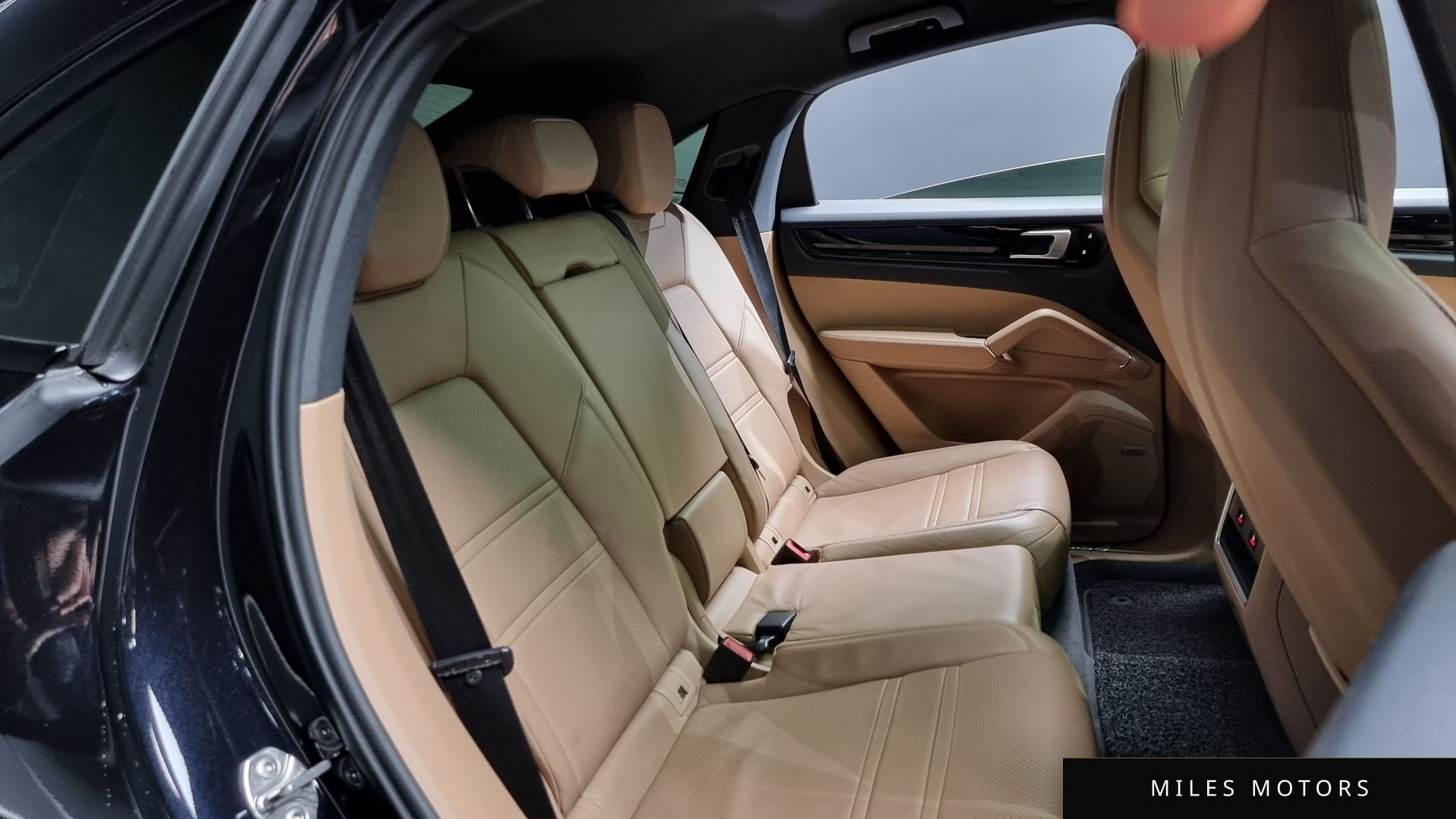 Porsche Cayenne 2020 — миниатюра 12