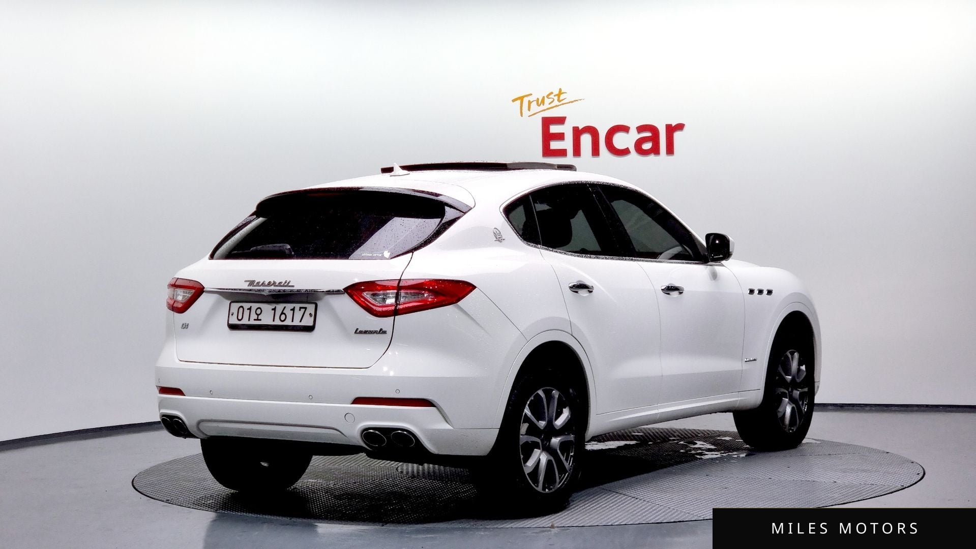 Maserati Levante 2018 — миниатюра 2
