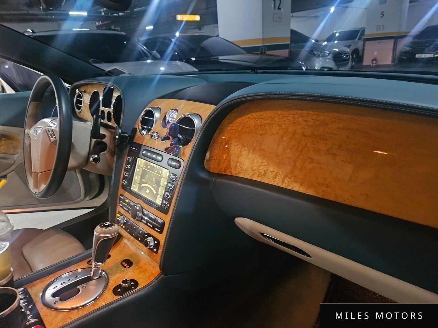 Bentley Continental GT 2010 — миниатюра 2
