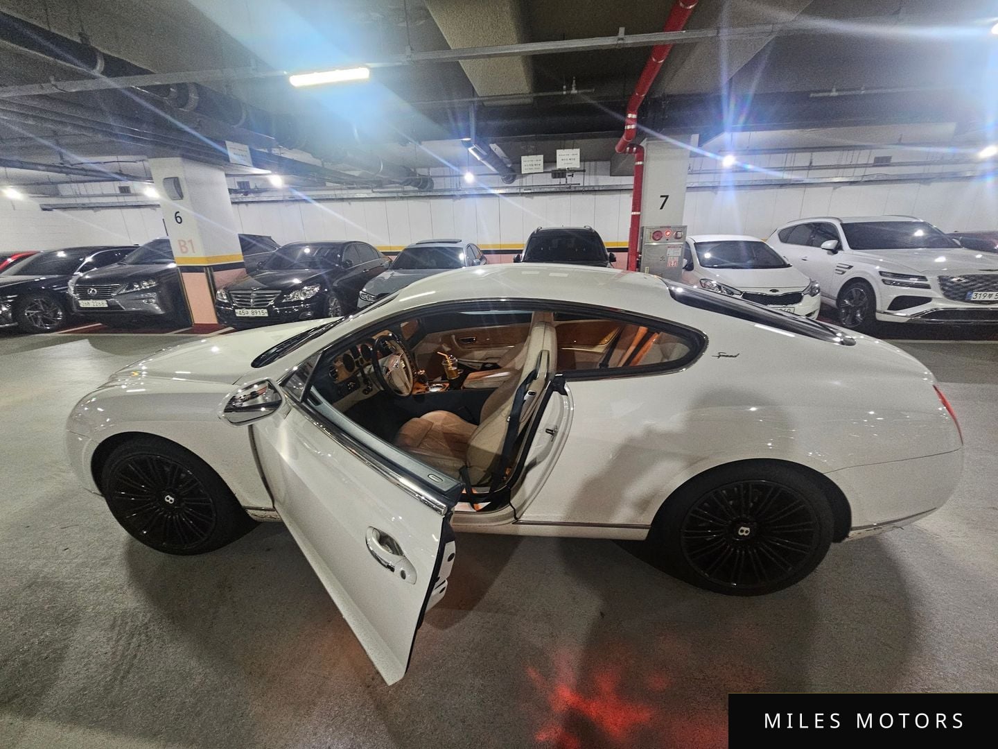 Bentley Continental GT 2010 — миниатюра 9
