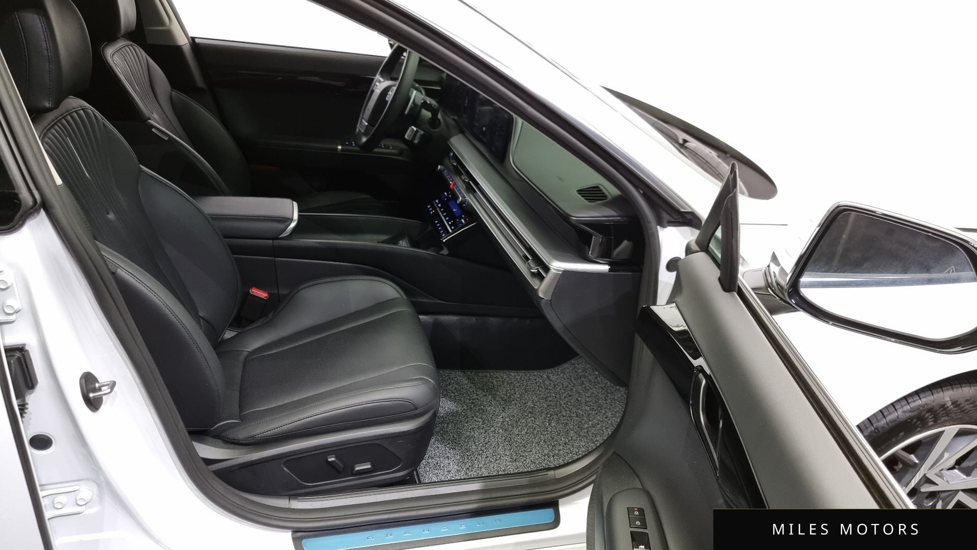 Hyundai Grandeur 2024 — миниатюра 10