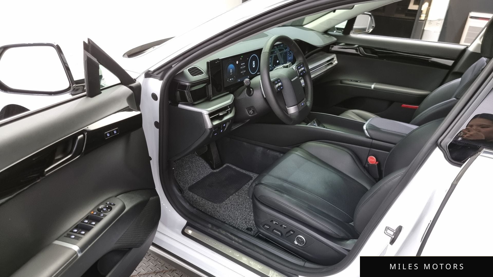 Hyundai Grandeur 2024 — миниатюра 11