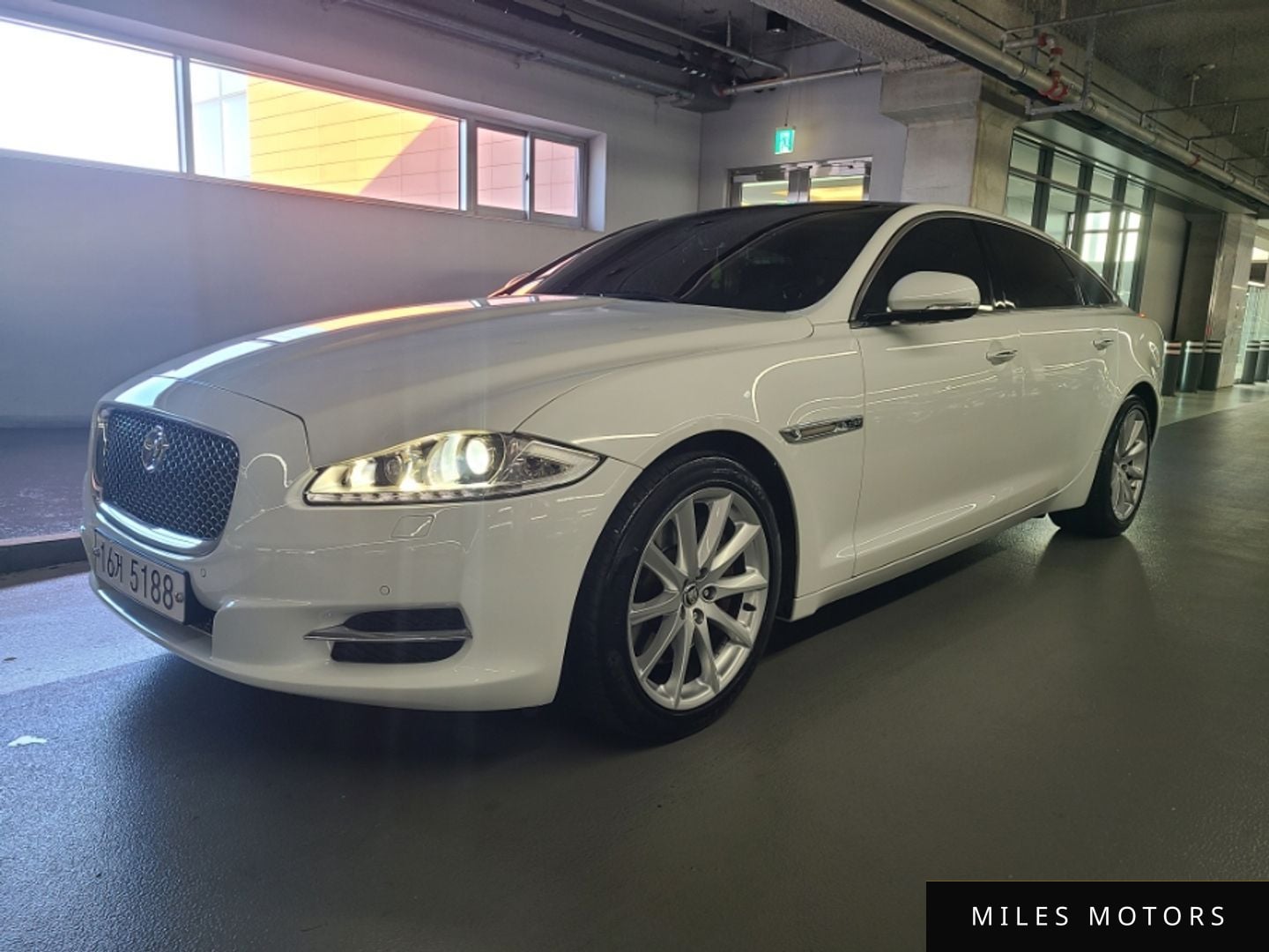 Jaguar All New XJ 2013 — фото 1 из 12