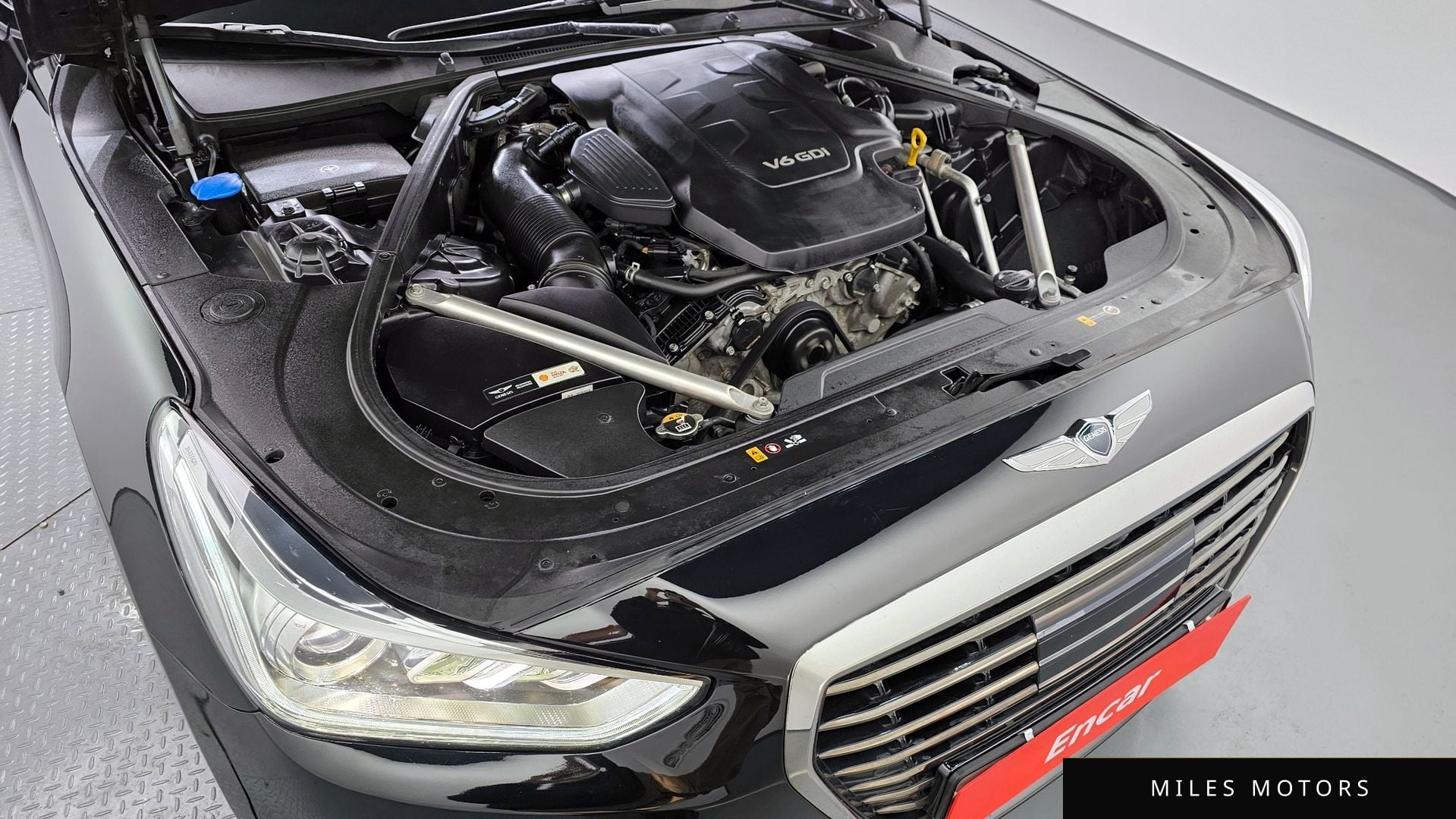 Genesis EQ900 2016 — миниатюра 6