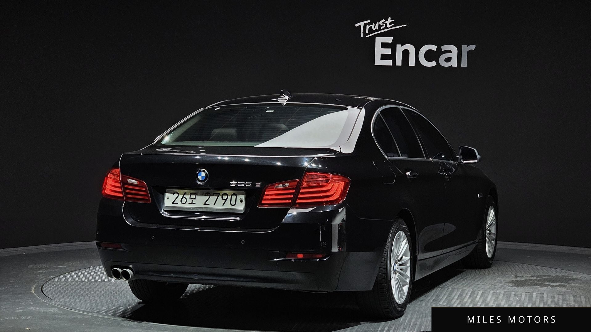 BMW 5 Series (F10) 2015 — миниатюра 2