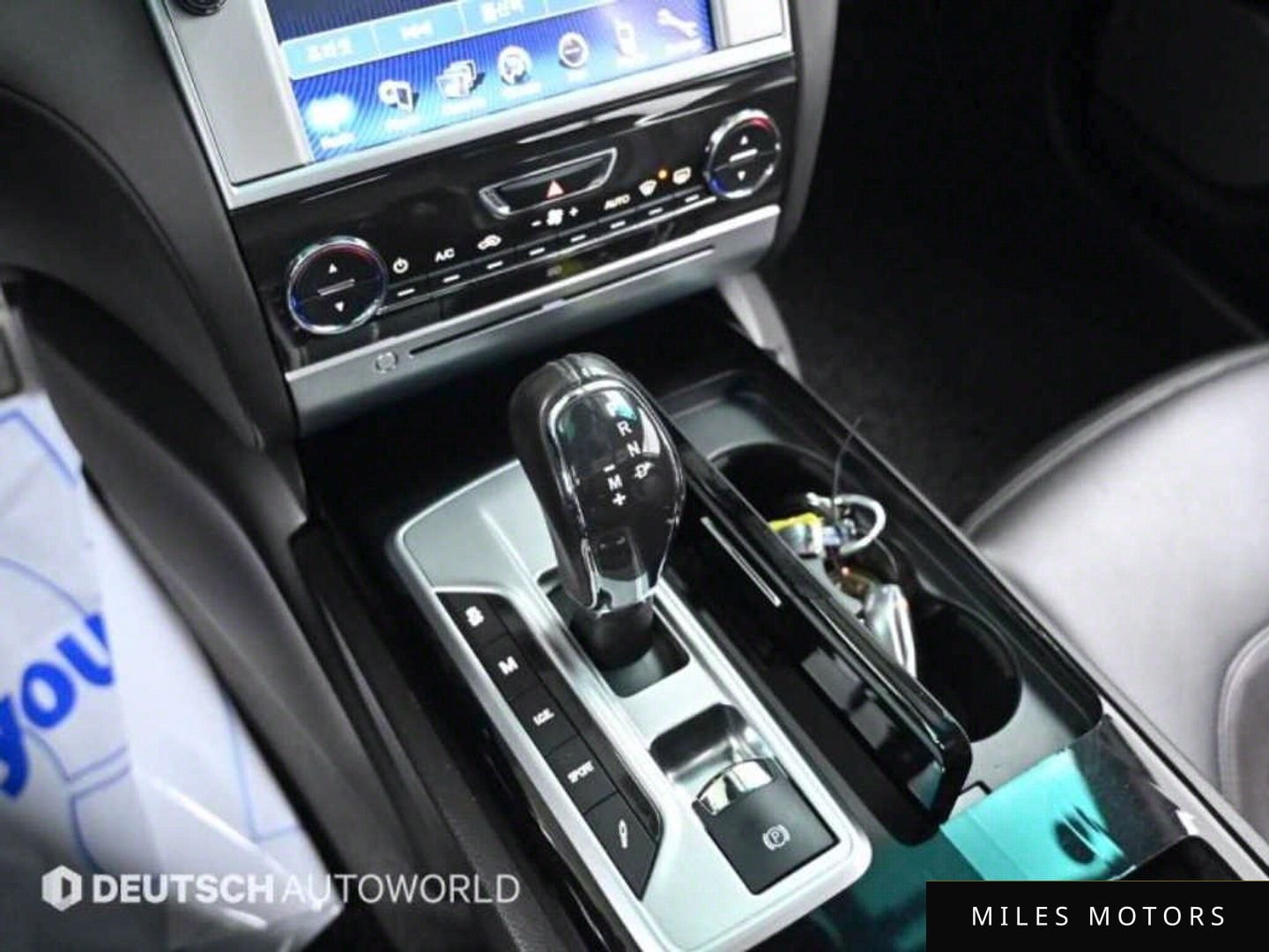 Maserati Quattroporte 2016 — миниатюра 9