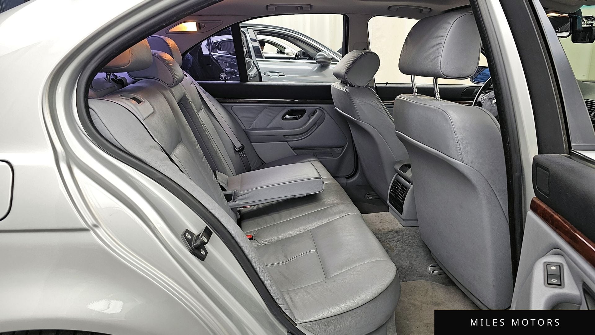BMW 5 Series 1999 — миниатюра 12