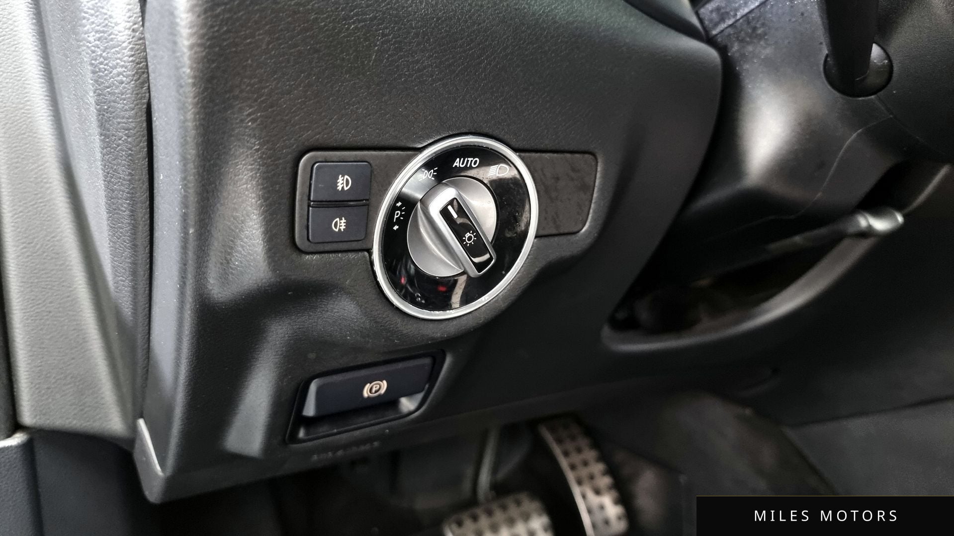 Infiniti Q30 2019 — миниатюра 15