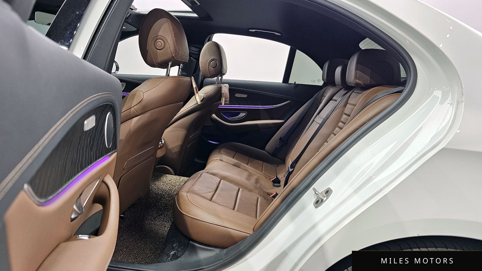 Mercedes-Benz E-클래스 W213 2023 — миниатюра 12