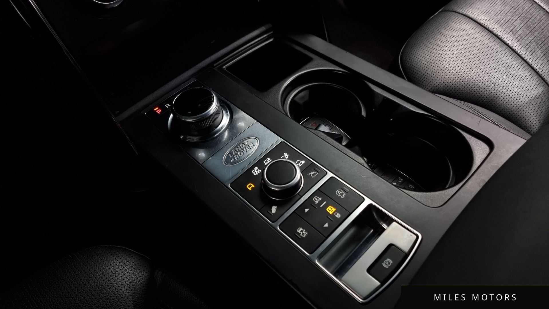 Land Rover Discovery 2019 — миниатюра 9