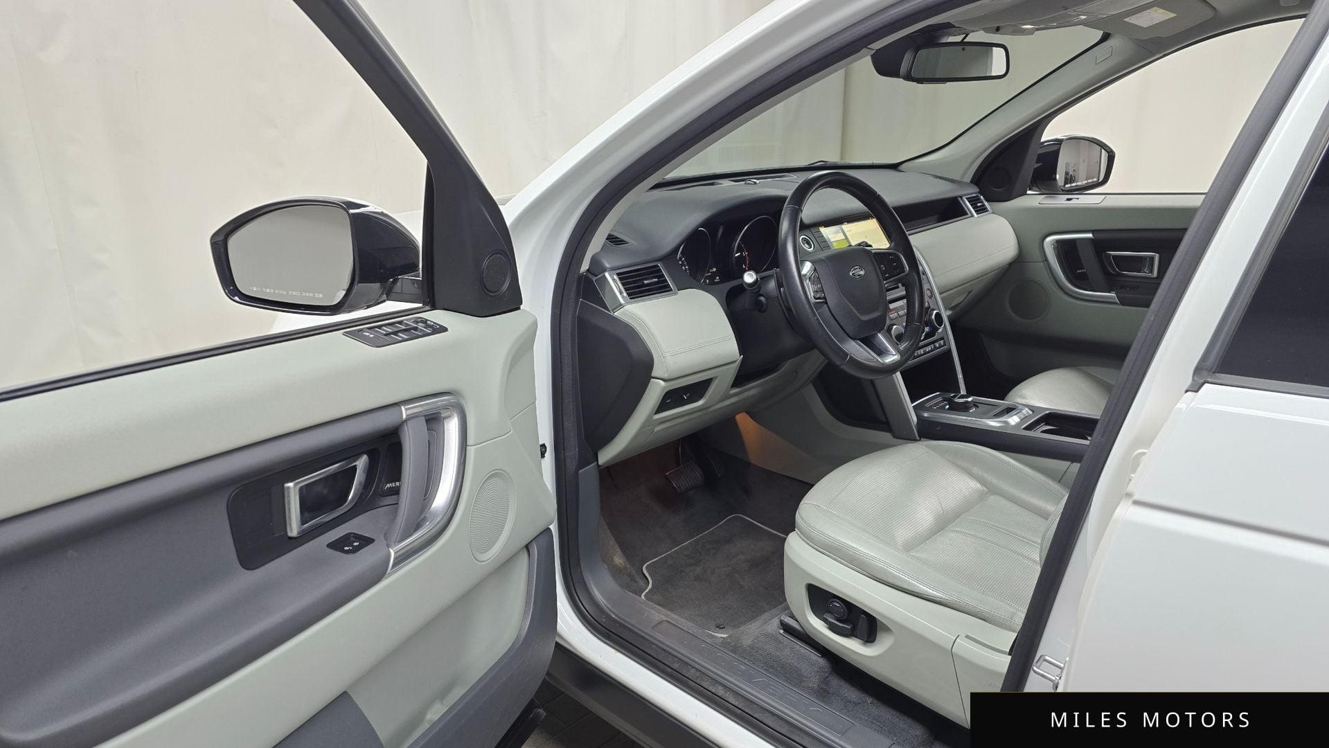 Land Rover Discovery Sport 2018 — миниатюра 10