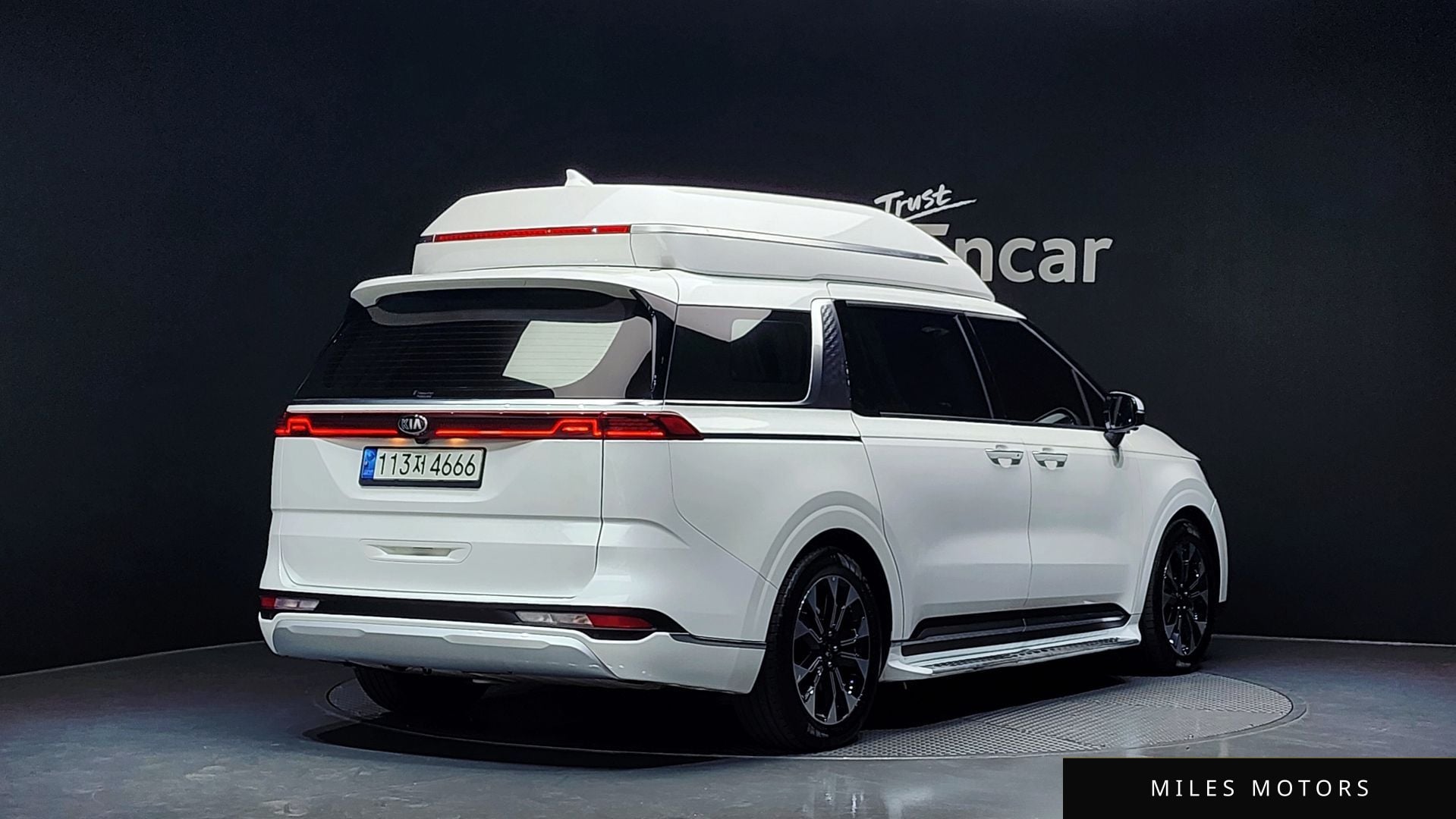 Kia Carnival 2021 — миниатюра 2