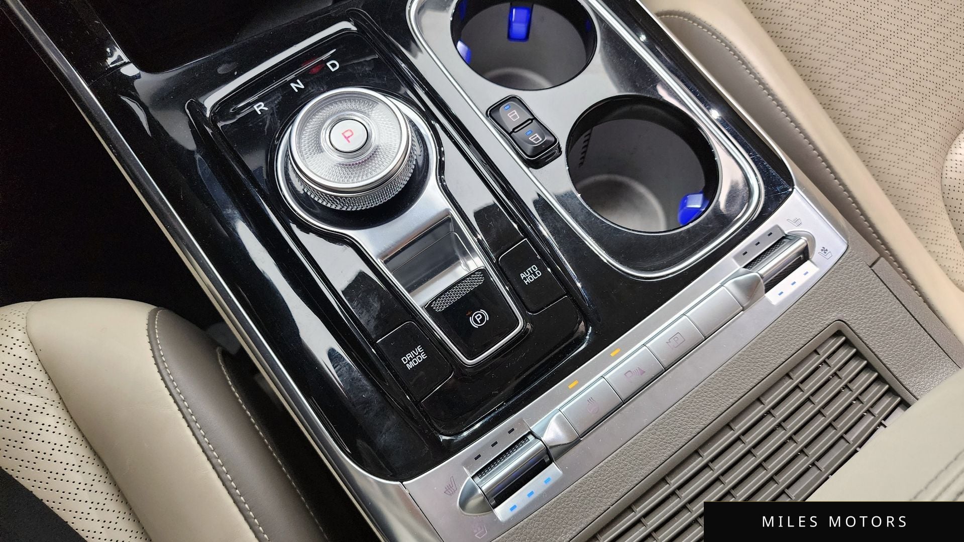 Kia Carnival 2021 — миниатюра 9