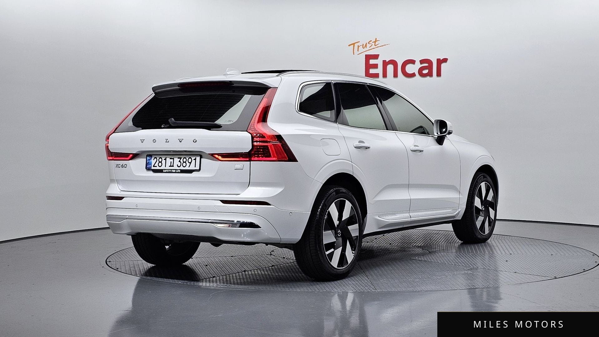 Volvo XC60 2024 — миниатюра 2