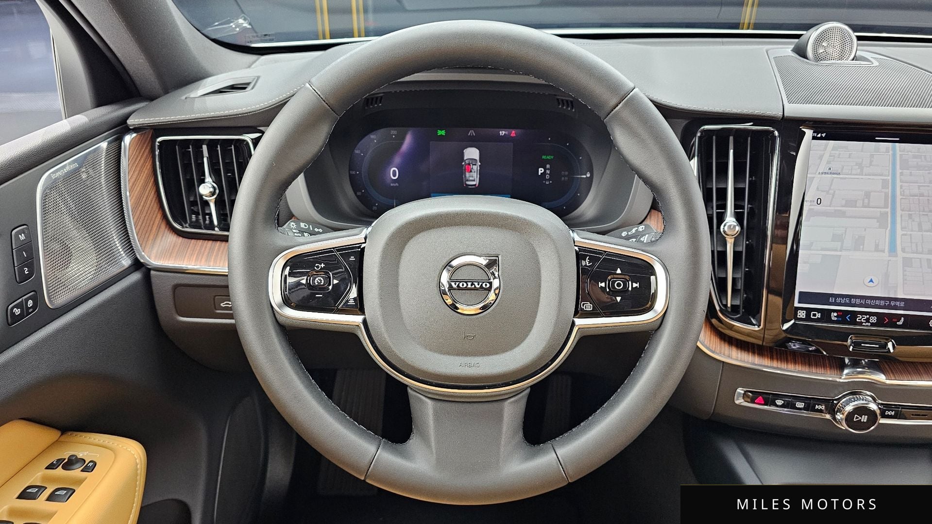 Volvo XC60 2024 — миниатюра 13