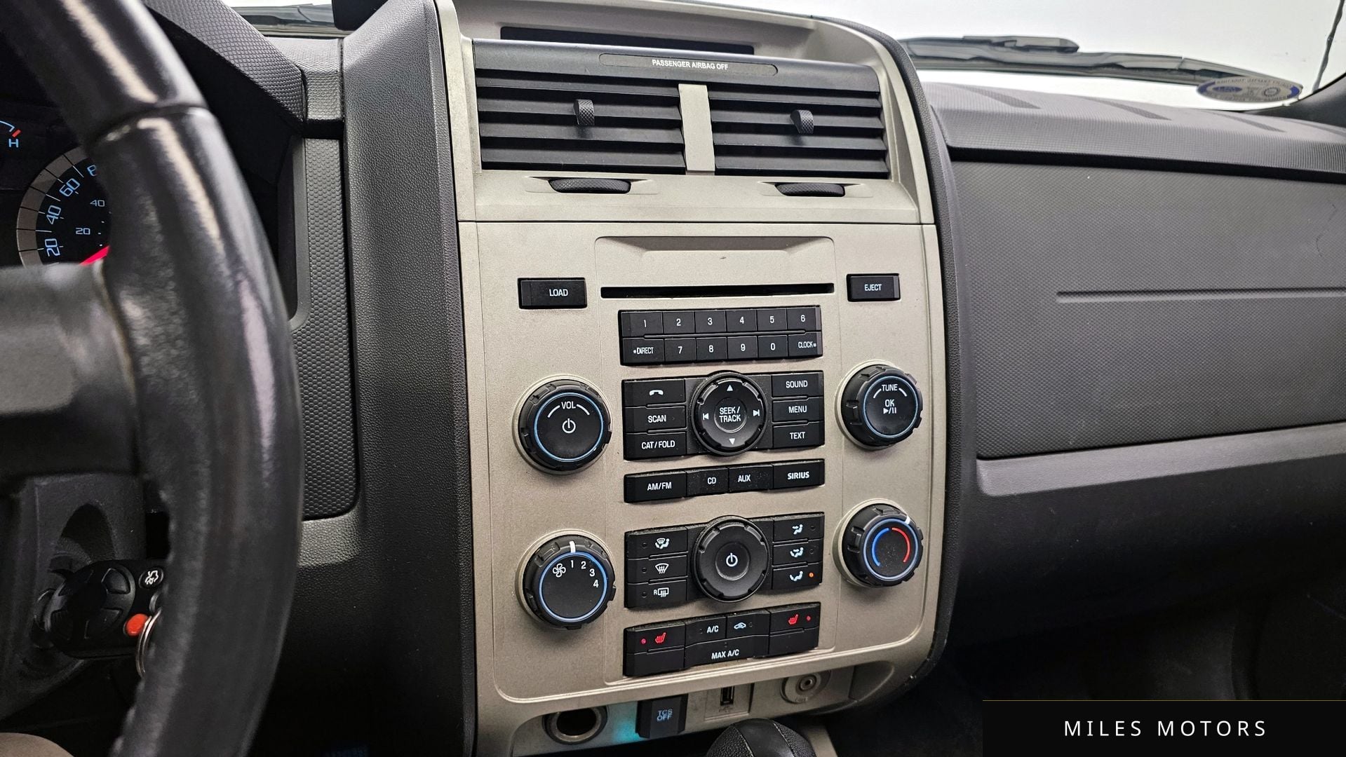 Ford 이스케이프 2011 — миниатюра 14