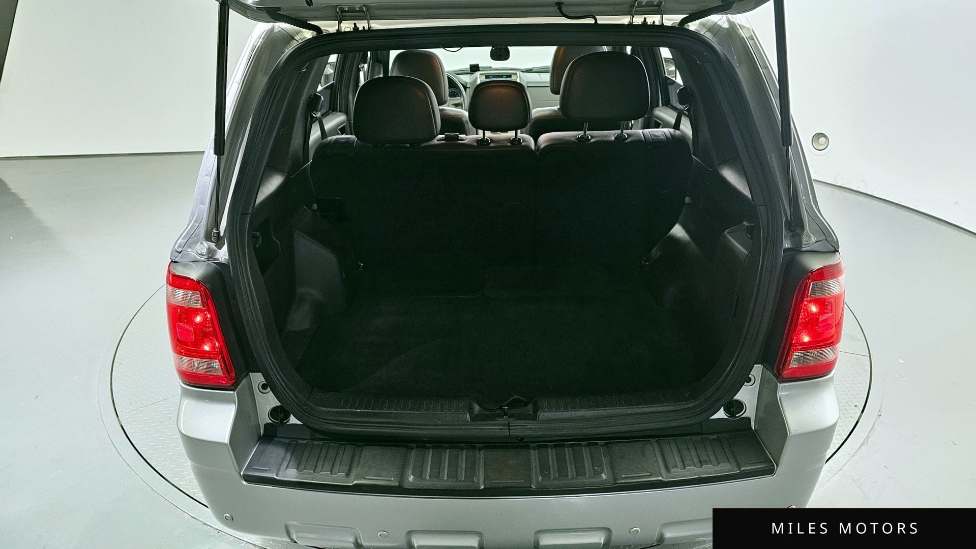 Ford 이스케이프 2011 — миниатюра 20