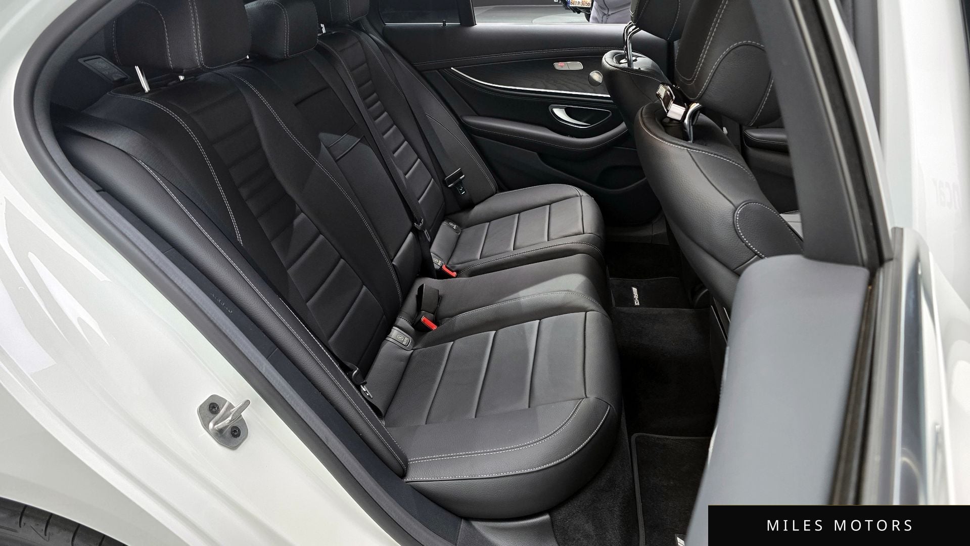 Mercedes-Benz E-Class W213 2023 — миниатюра 12