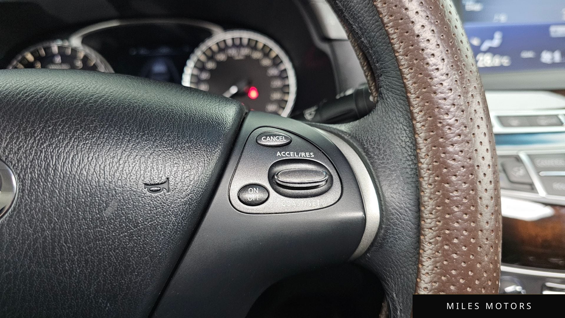 Infiniti QX60 2014 — миниатюра 10