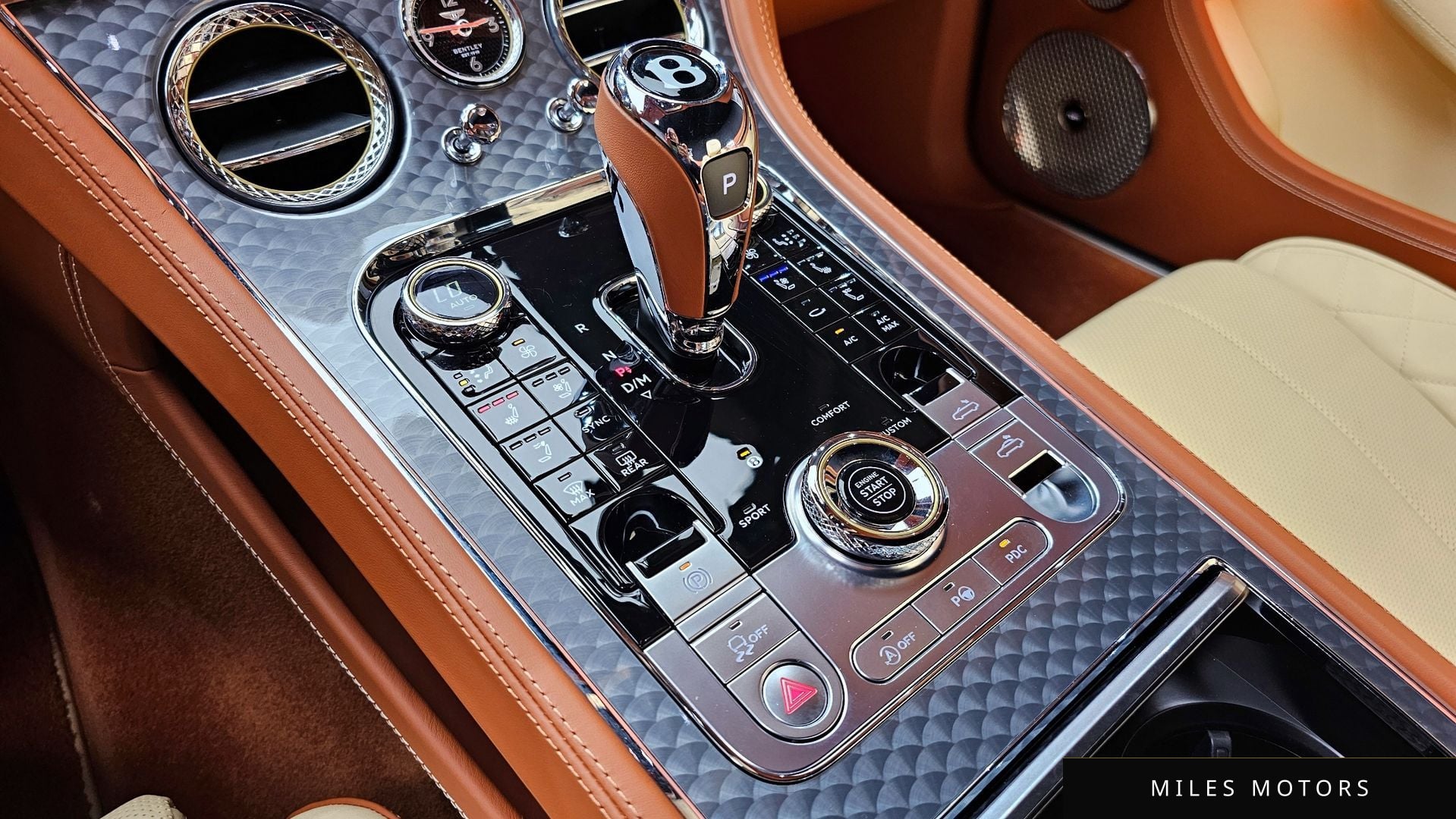 Bentley Continental GT 2022 — миниатюра 9