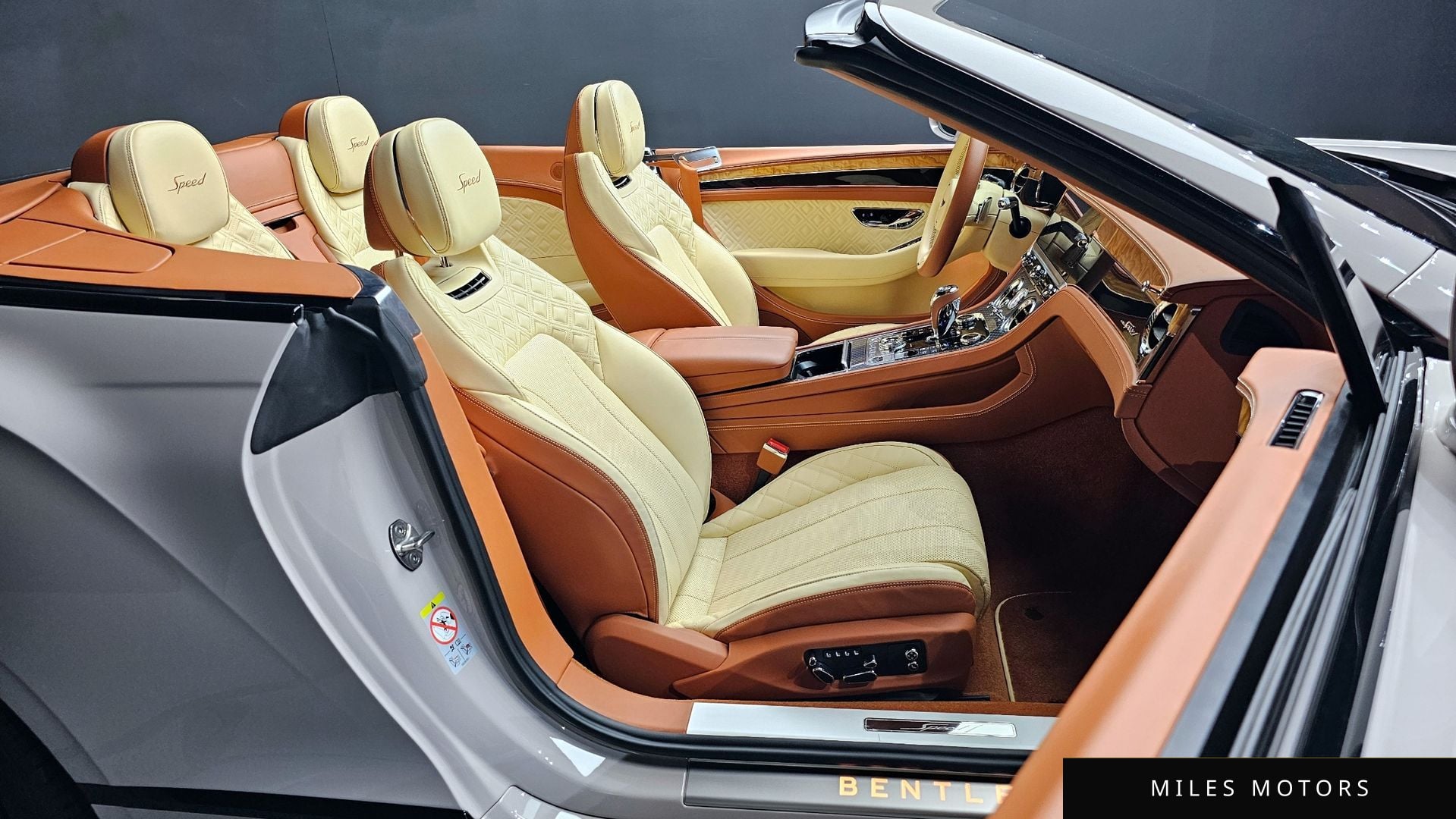 Bentley Continental GT 2022 — миниатюра 10