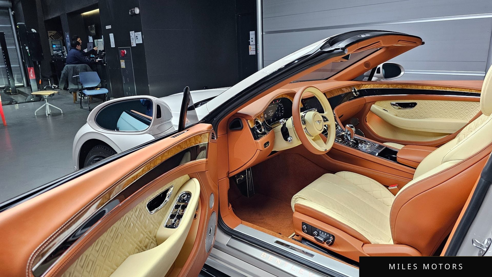 Bentley Continental GT 2022 — миниатюра 11