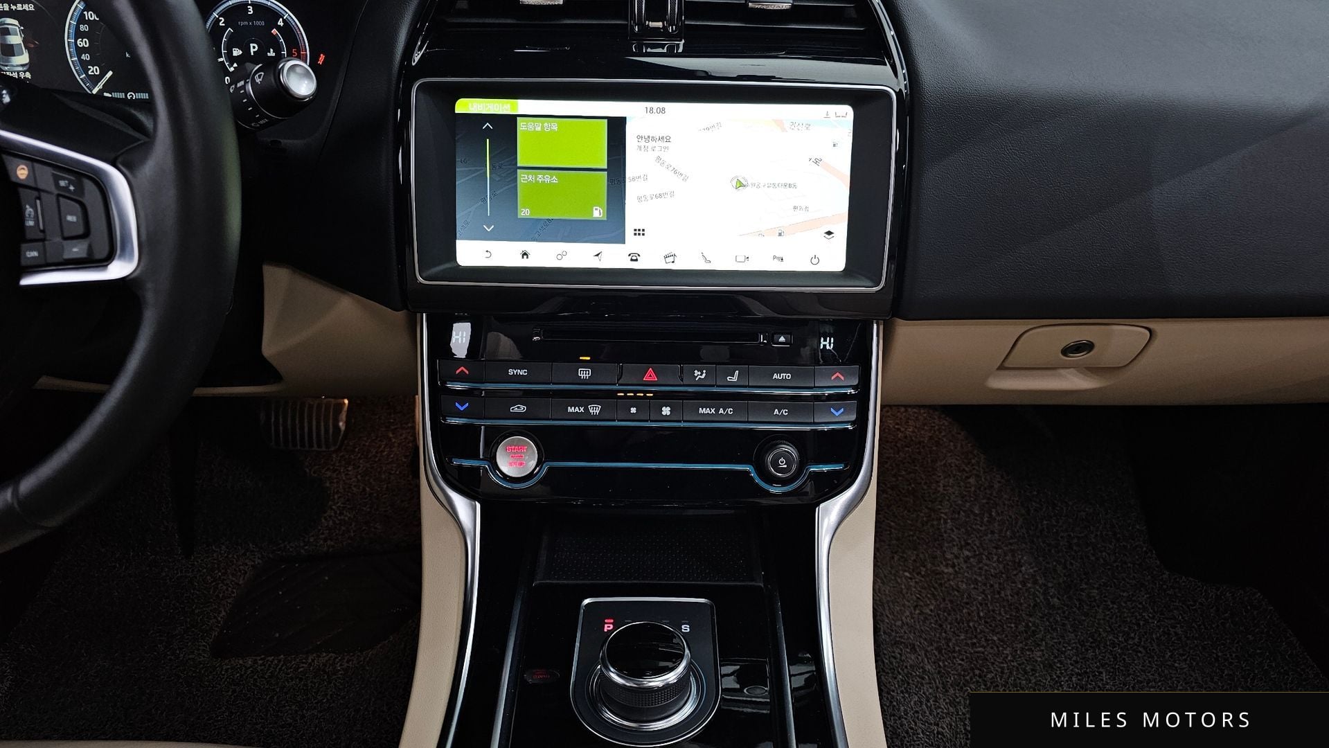 Jaguar XE 2019 — миниатюра 14