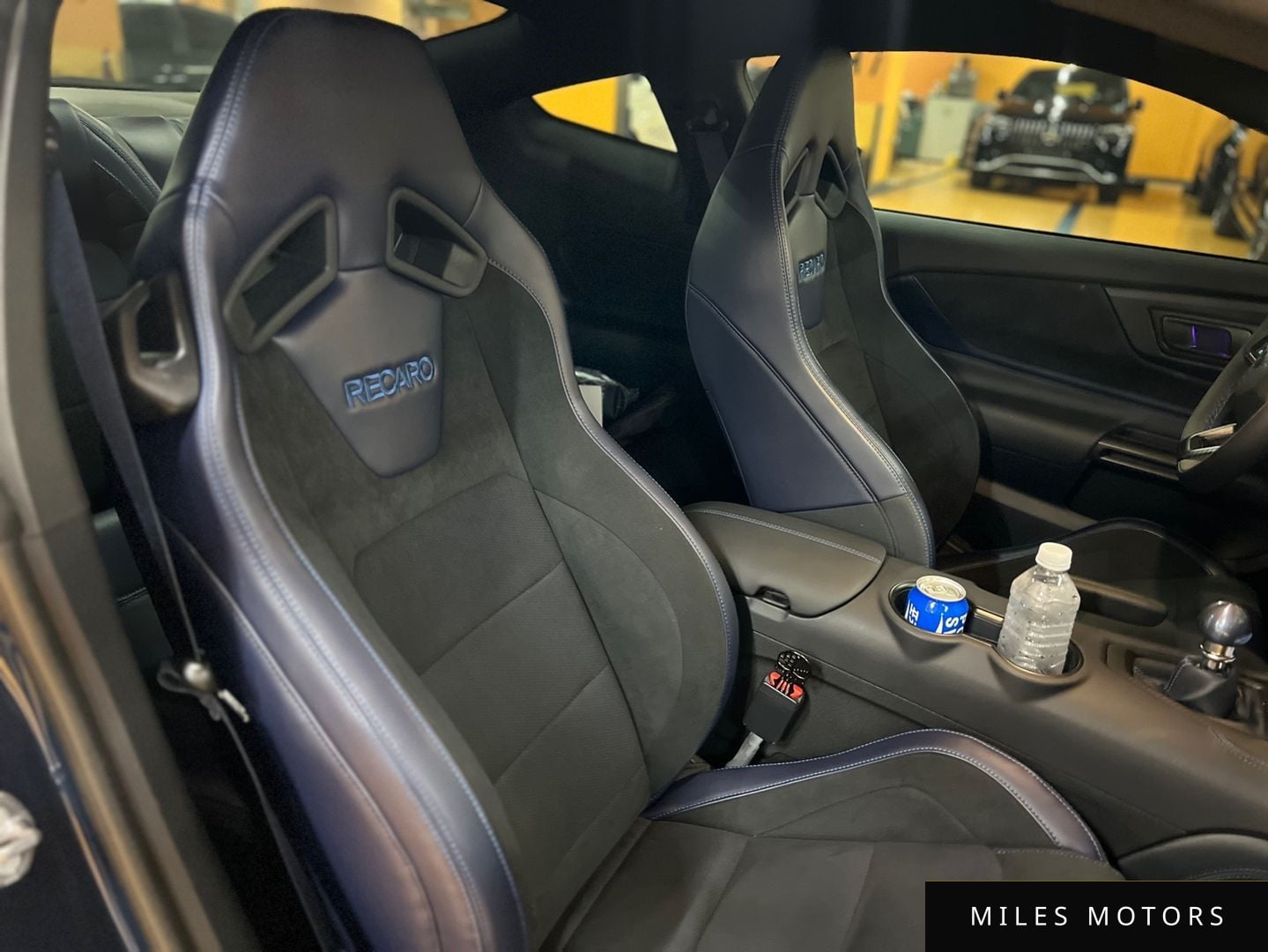 Ford Mustang 2024 — миниатюра 10