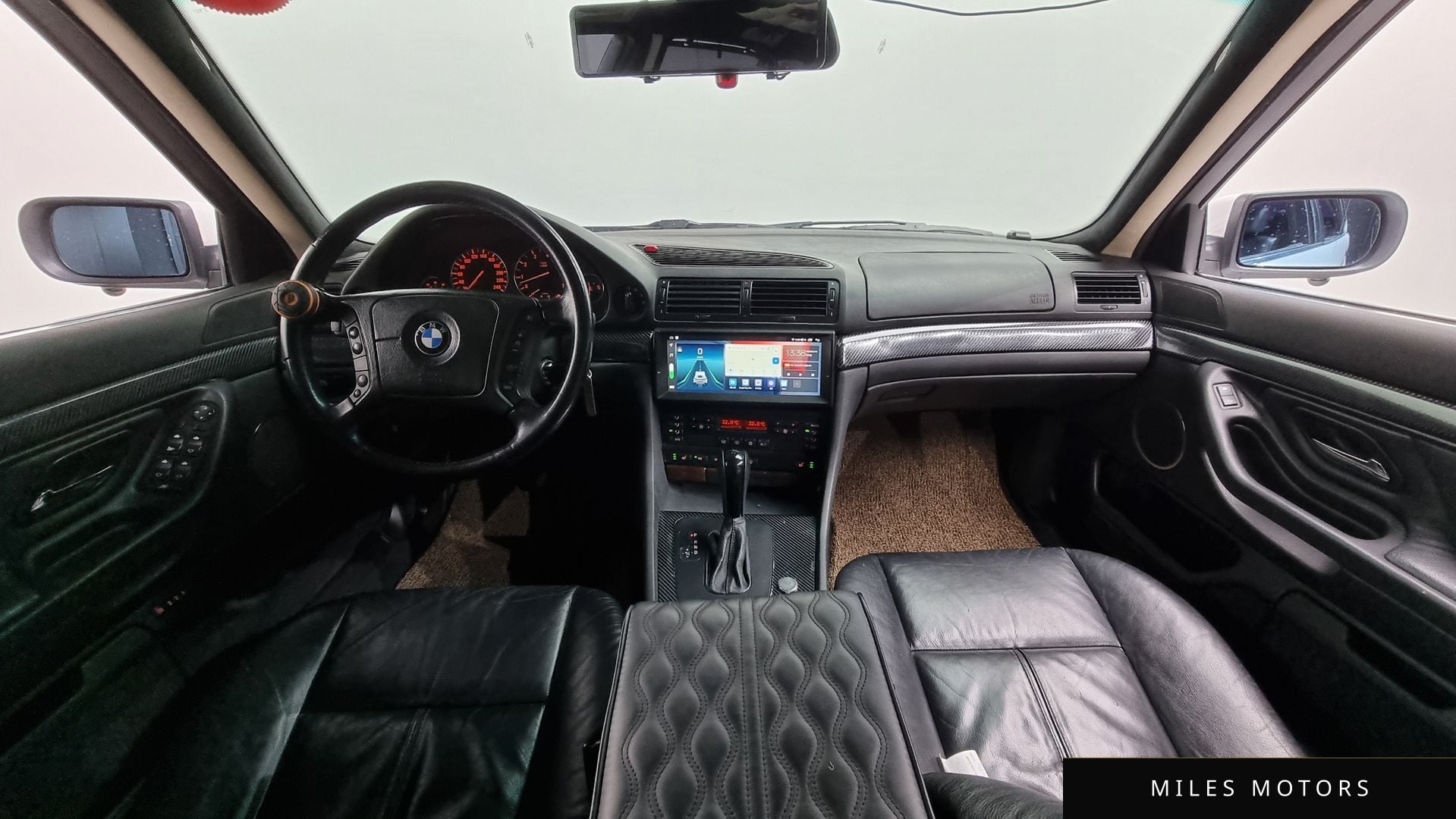 BMW 7 Series 1999 — миниатюра 7